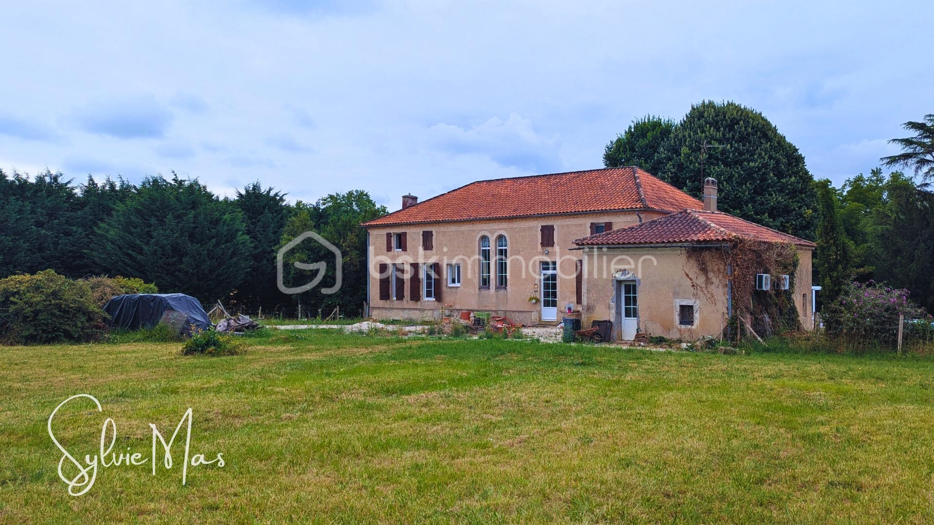 Maison de maitre de 264 m² - 22.jpg