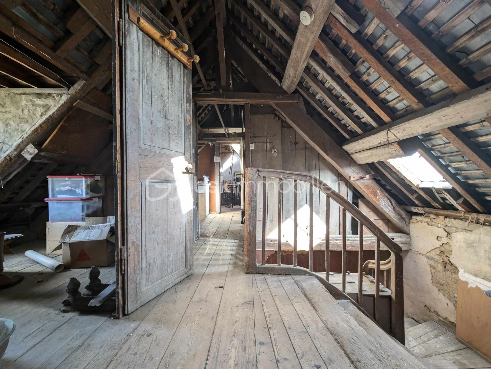 Maison de 208 m² - 454567789_1544387056227490_2886814604543075942_n.jpg