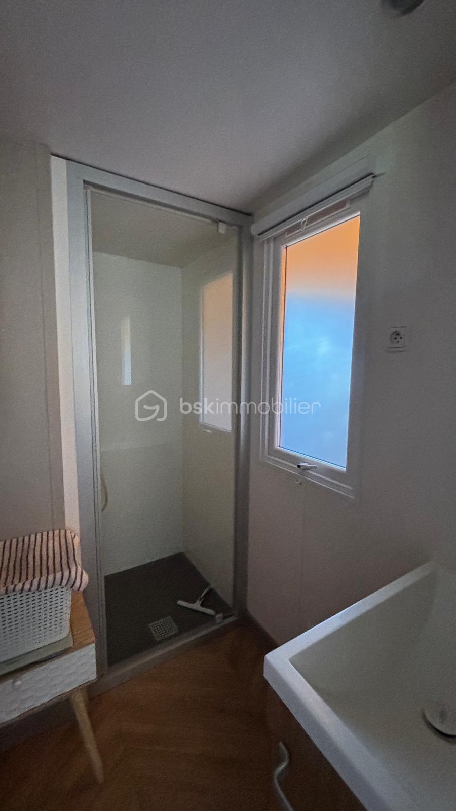 Maison de 35 m² - WhatsApp Image 2026-02-11 at 10.21.383.jpeg