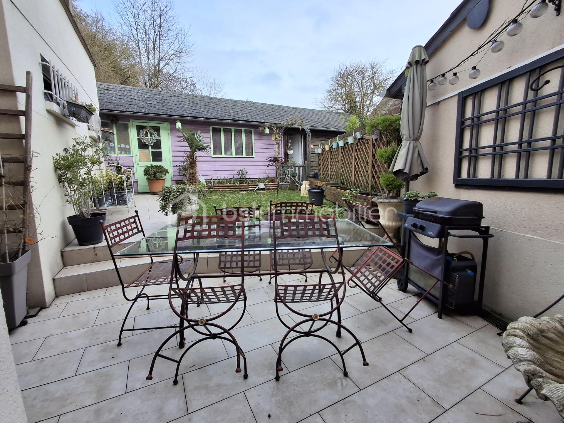 Maison de 92 m² - TERRASSE RDC CL paysage.jpg