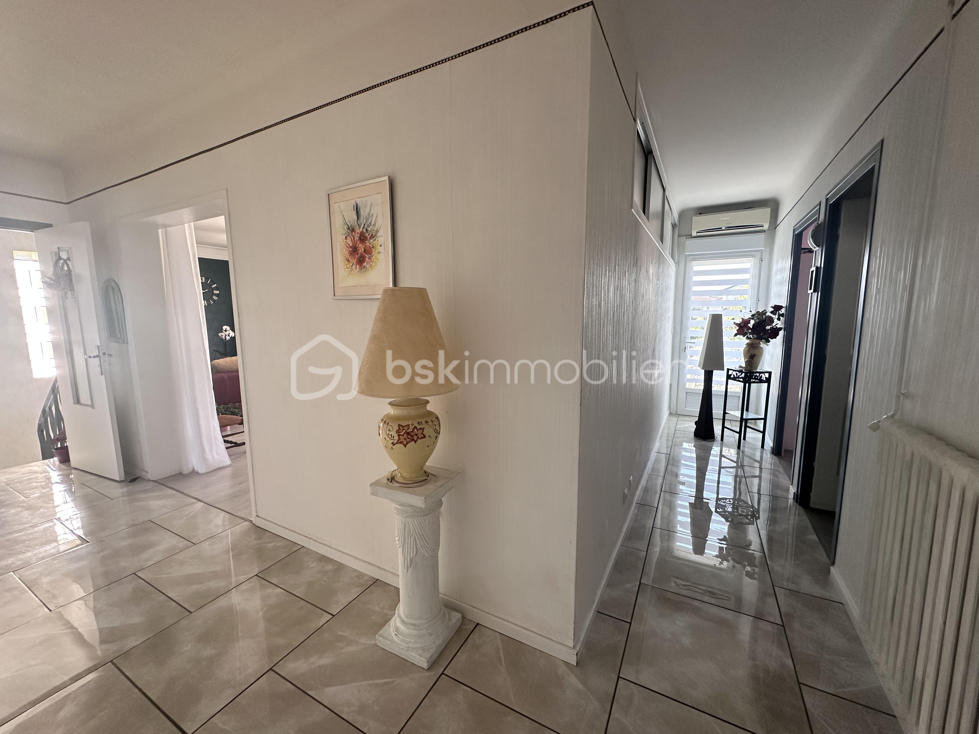Maison de 199,28 m² - 0BACC8CE-7B55-4B94-8D76-99D8D682B389.JPG