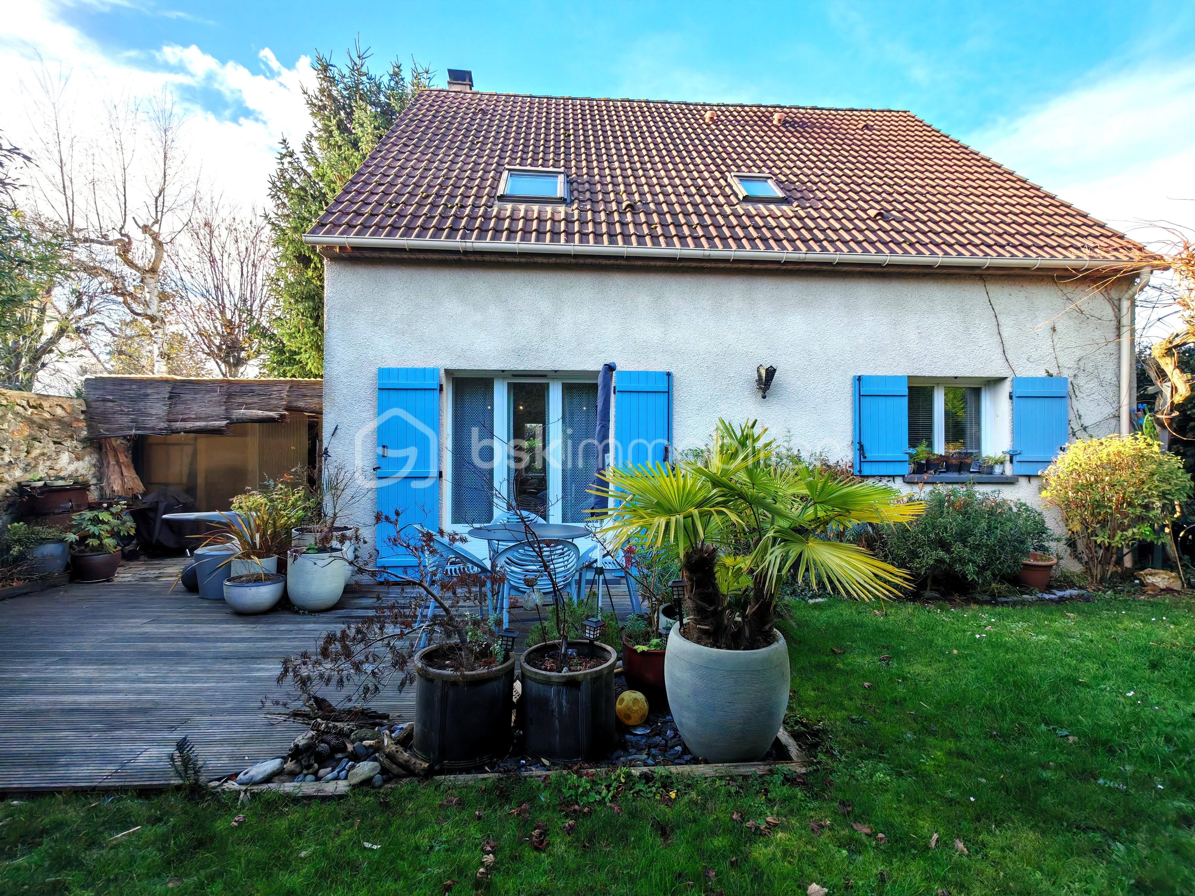 Maison de 100 m² - EXT 1.jpg