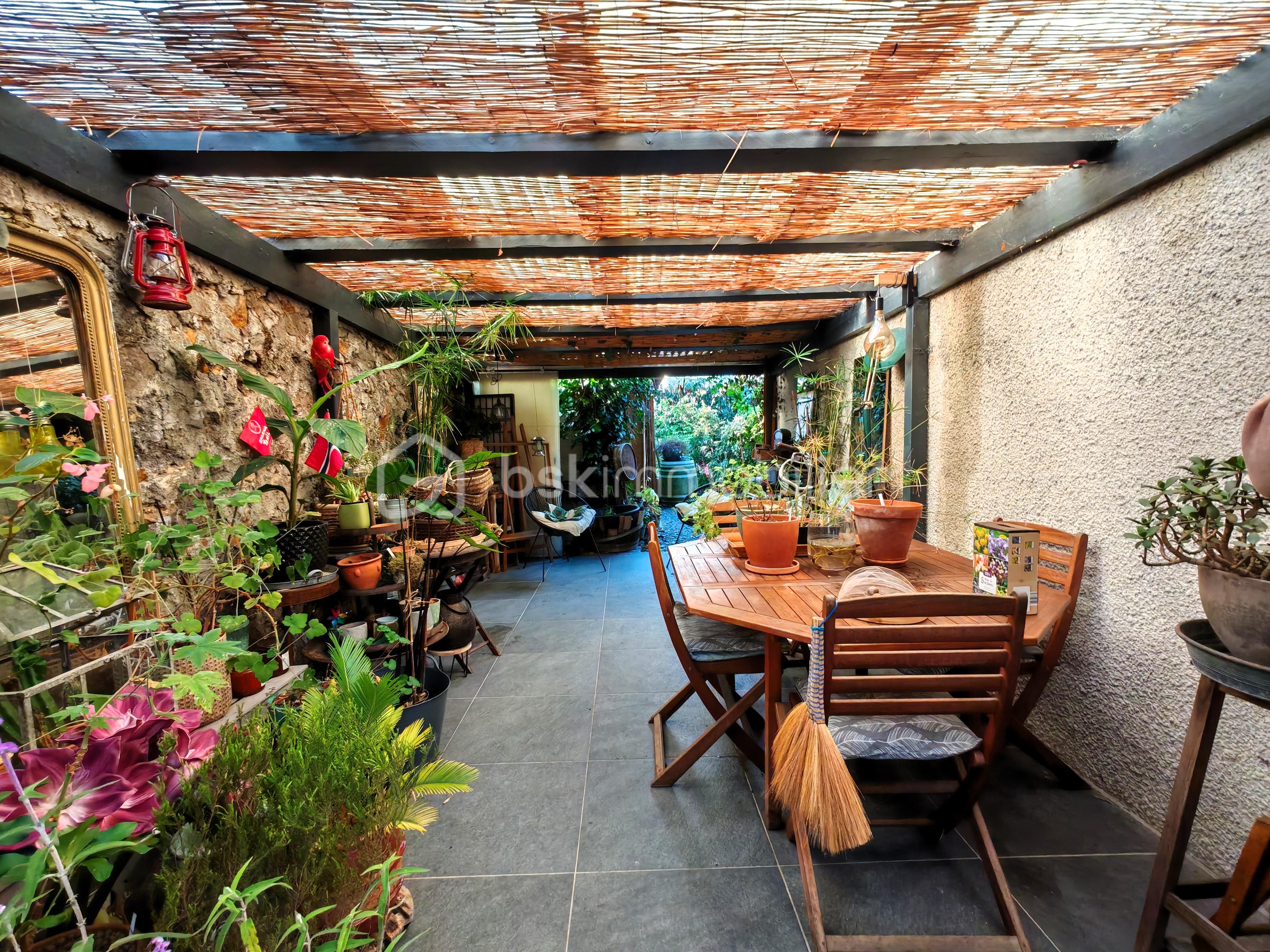 Maison de 100 m² - PERGOLA.jpg