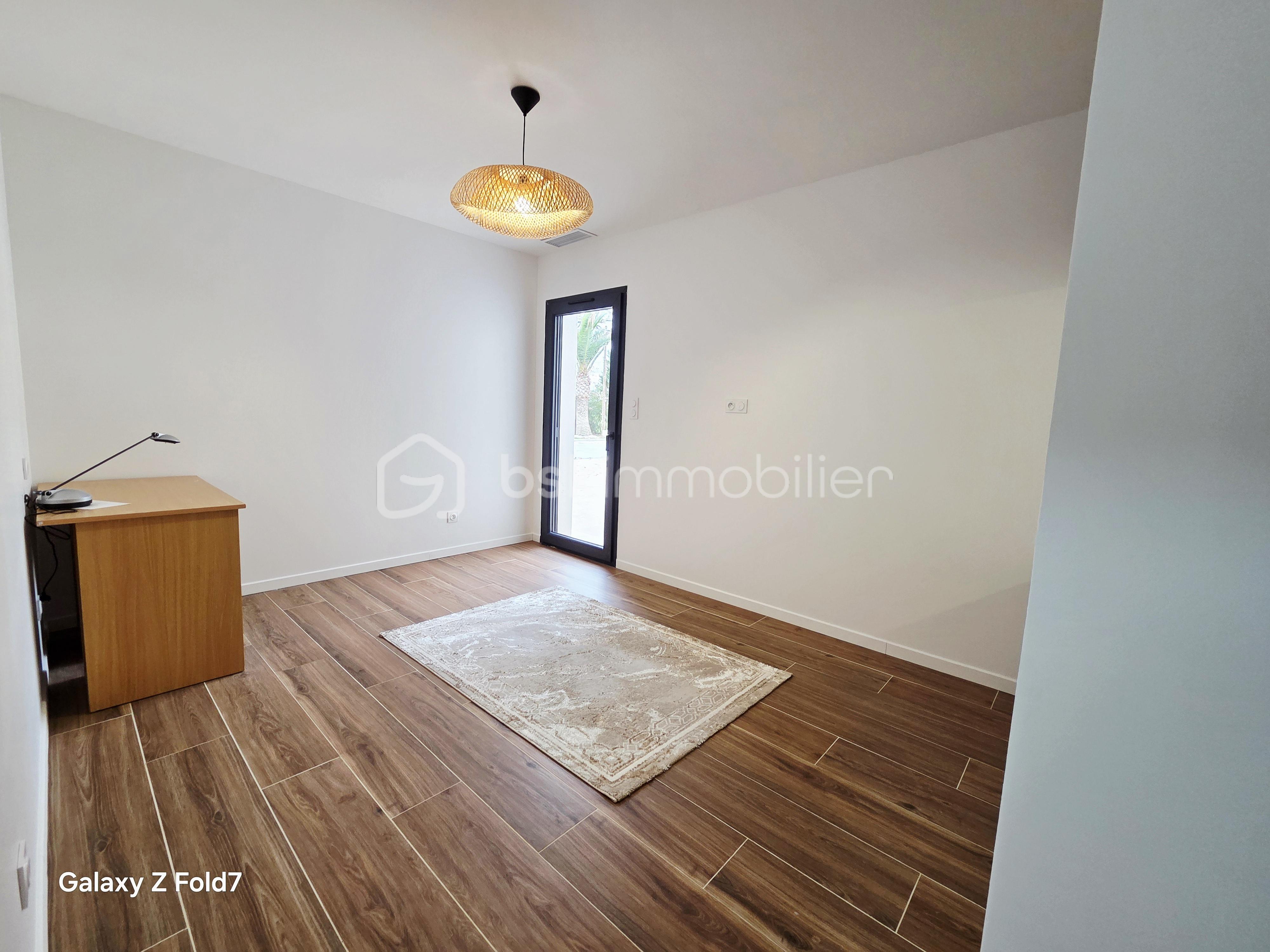 Maison de 176 m² - 20251119_150444.jpg