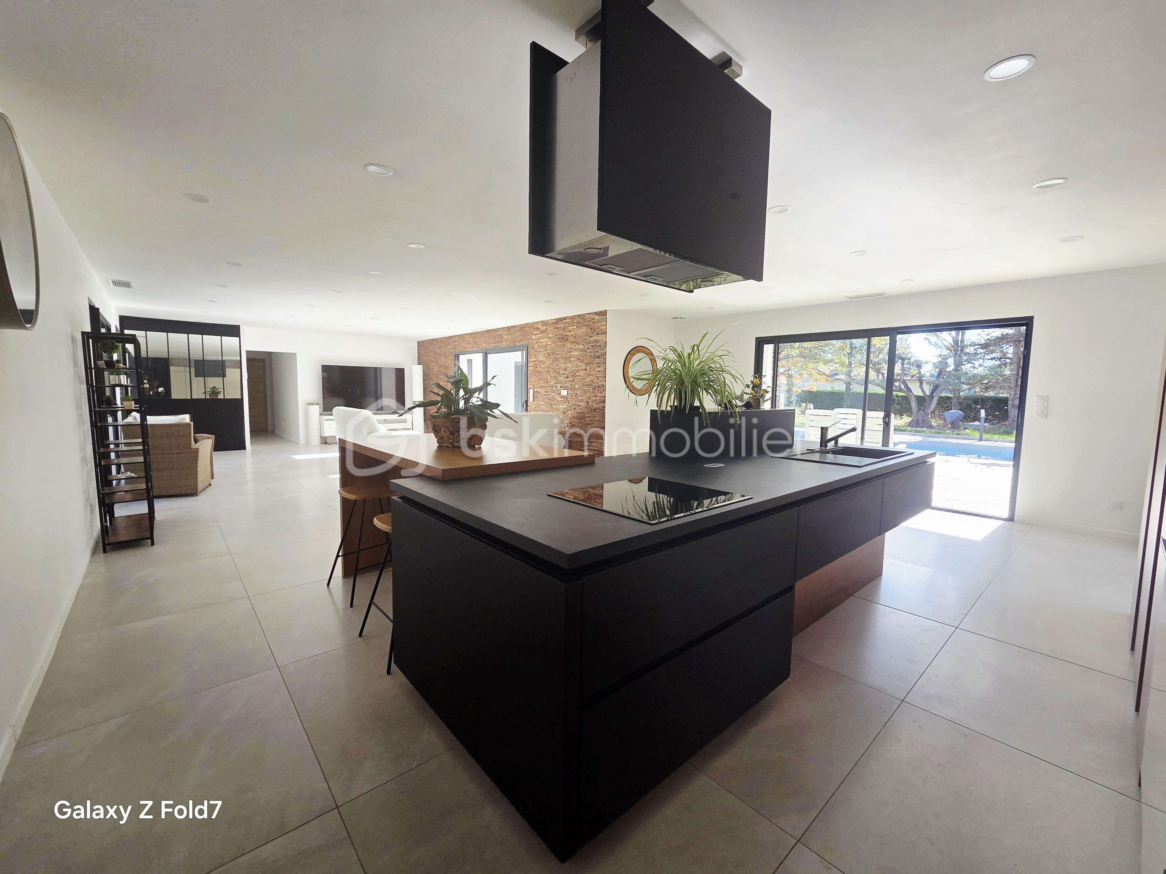 Maison de 176 m² - 20251014_154434.jpg