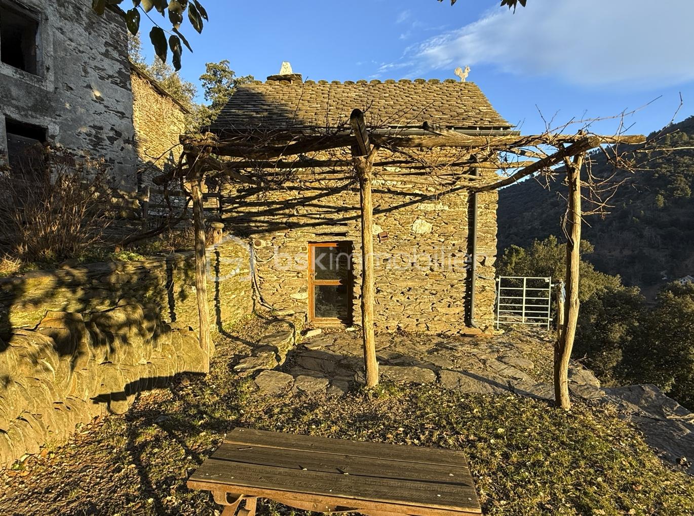 Mas de 90 m² - vue-clède2.jpg