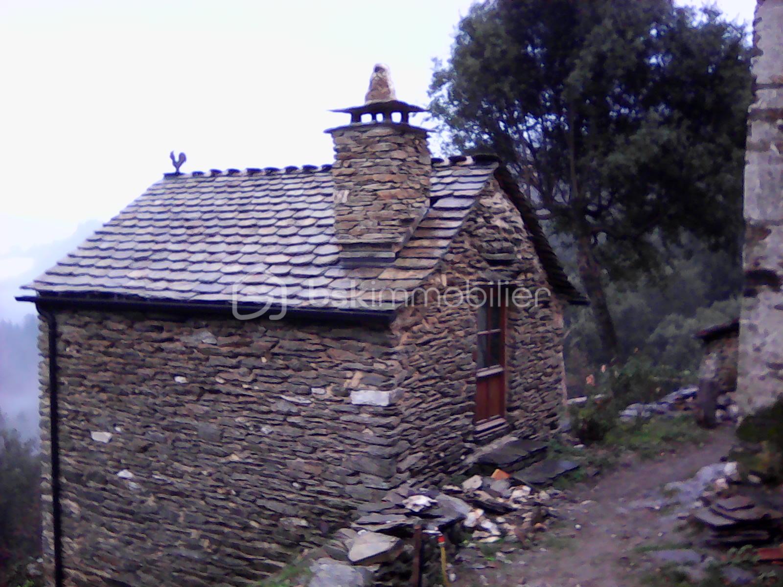 Mas de 90 m² - vue-clèdetoit2.jpg