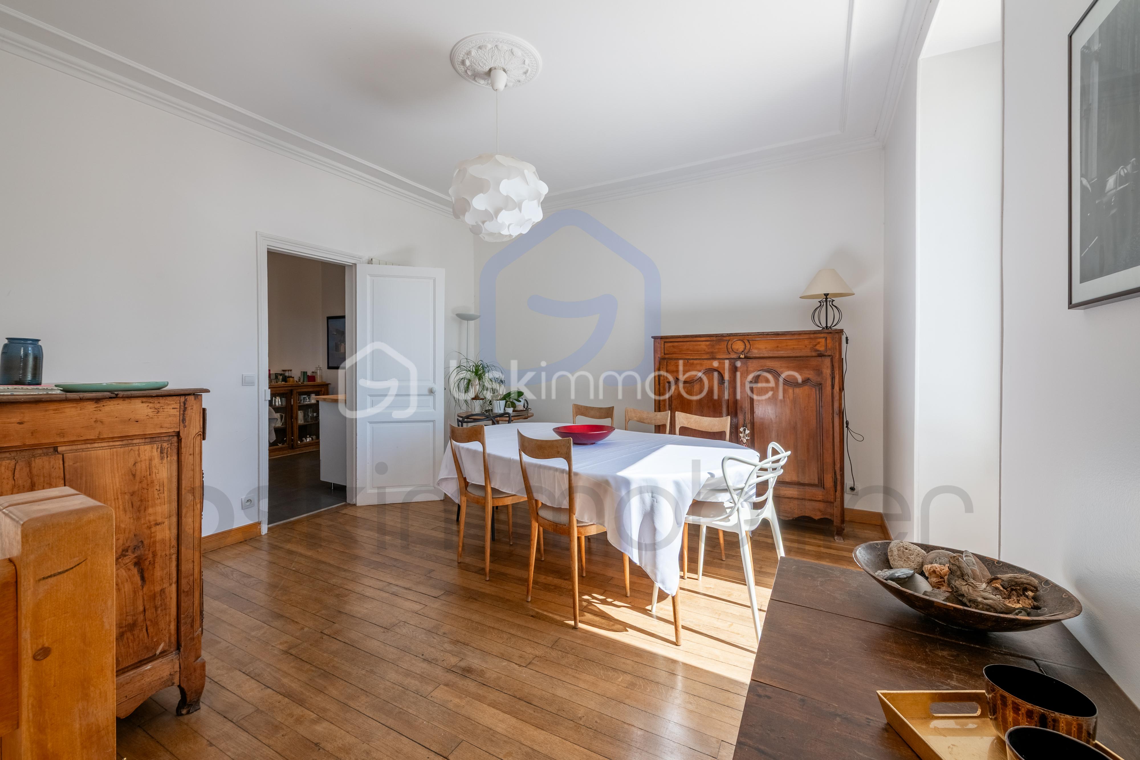 Demeure de 261 m² - LEON-BskBriceLeiber-OlivierReynes-15.jpg