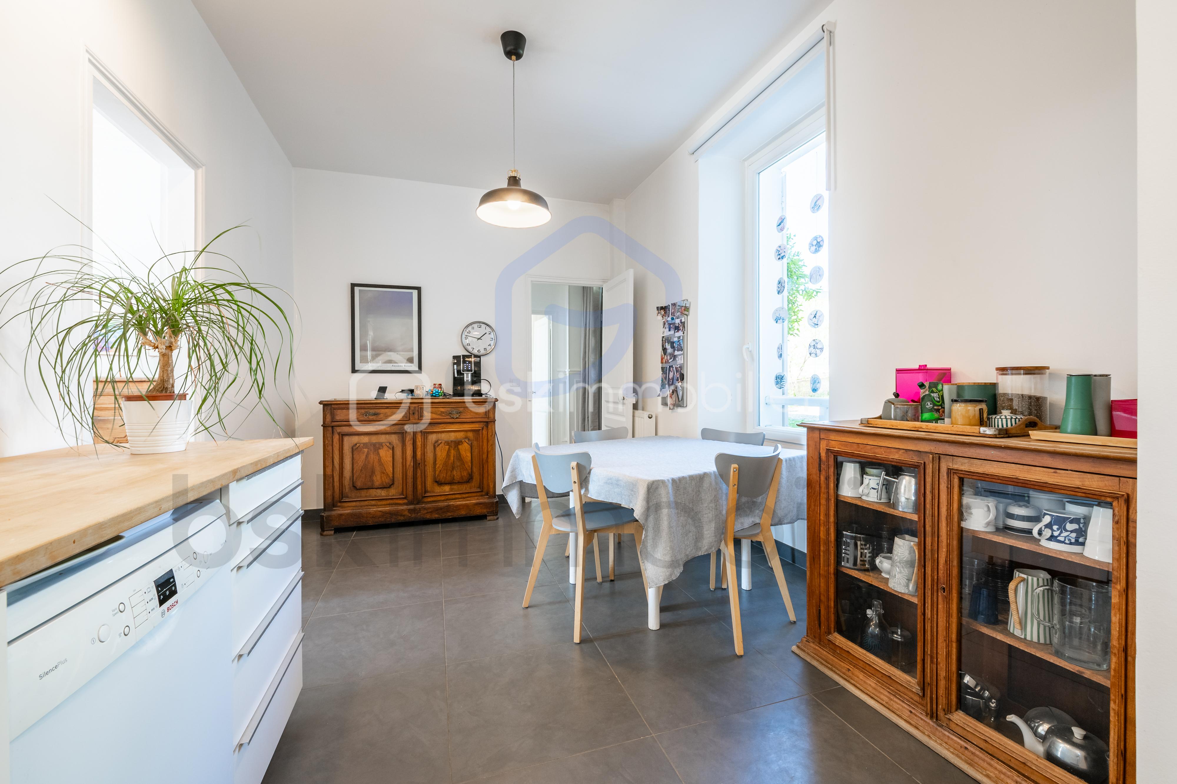 Demeure de 261 m² - LEON-BskBriceLeiber-OlivierReynes-8.jpg