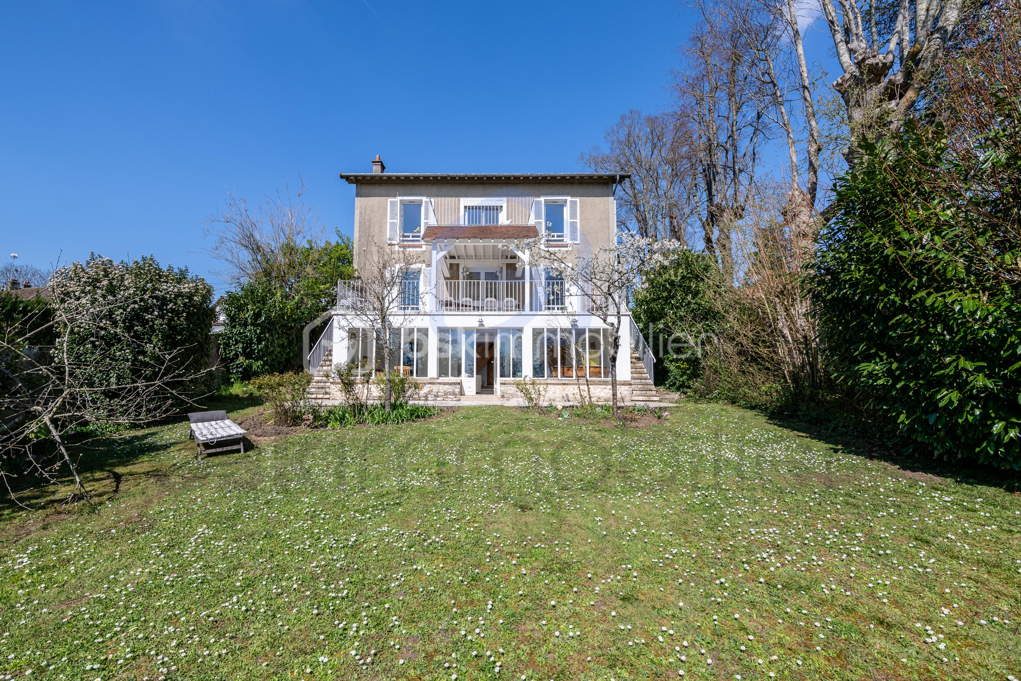 Demeure de 261 m² - LEON-BskBriceLeiber-OlivierReynes-38.jpg