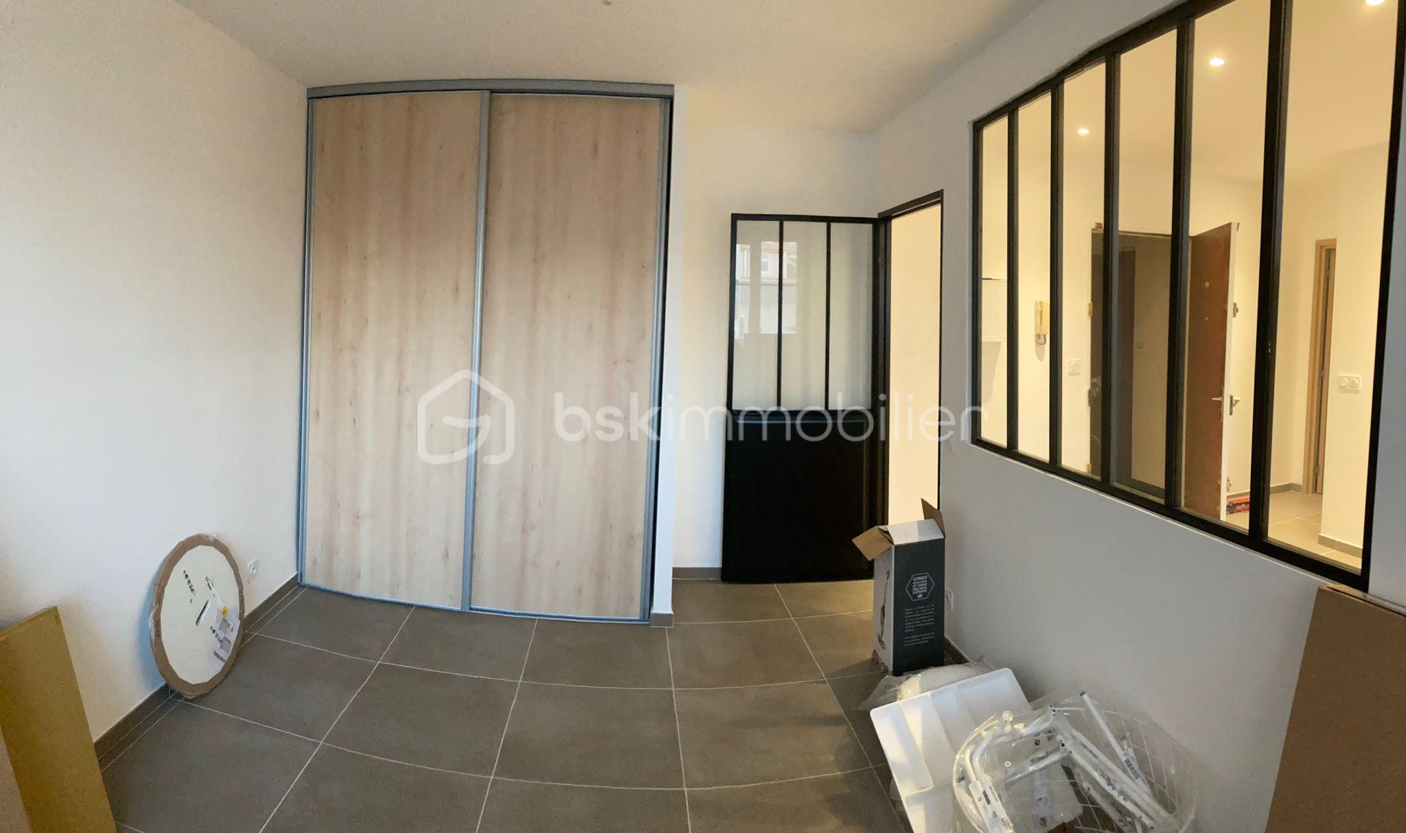 Appartement de 50 m² - bouisson bertrand.jpg