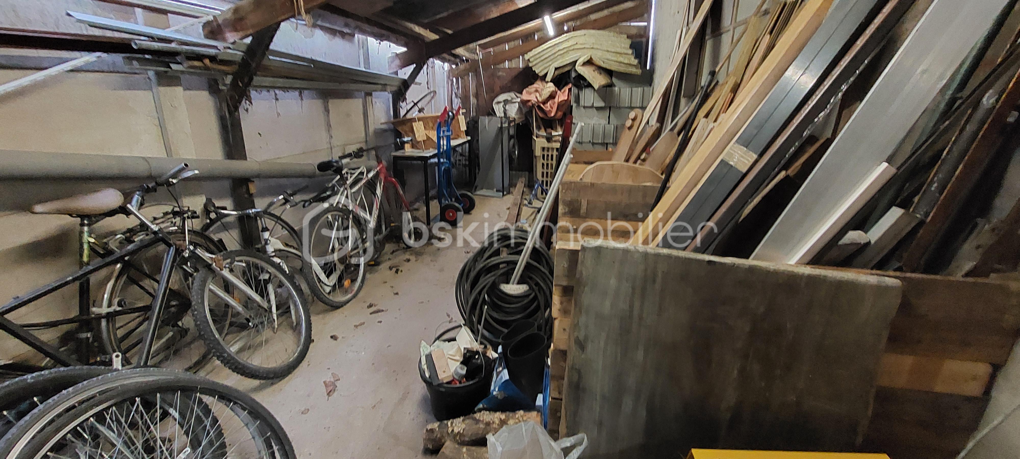 Local d activites de 200 m² - Atelier2.jpg