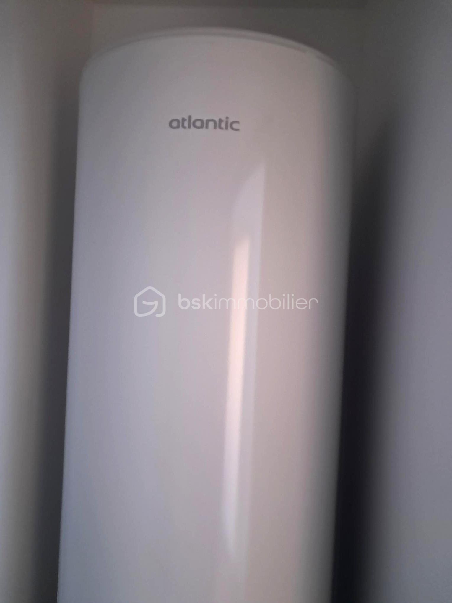 Maison ancienne de 90 m² - 16-chauffe eau.jpg