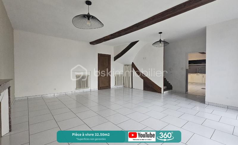 Maison traditionnelle de 226 m²