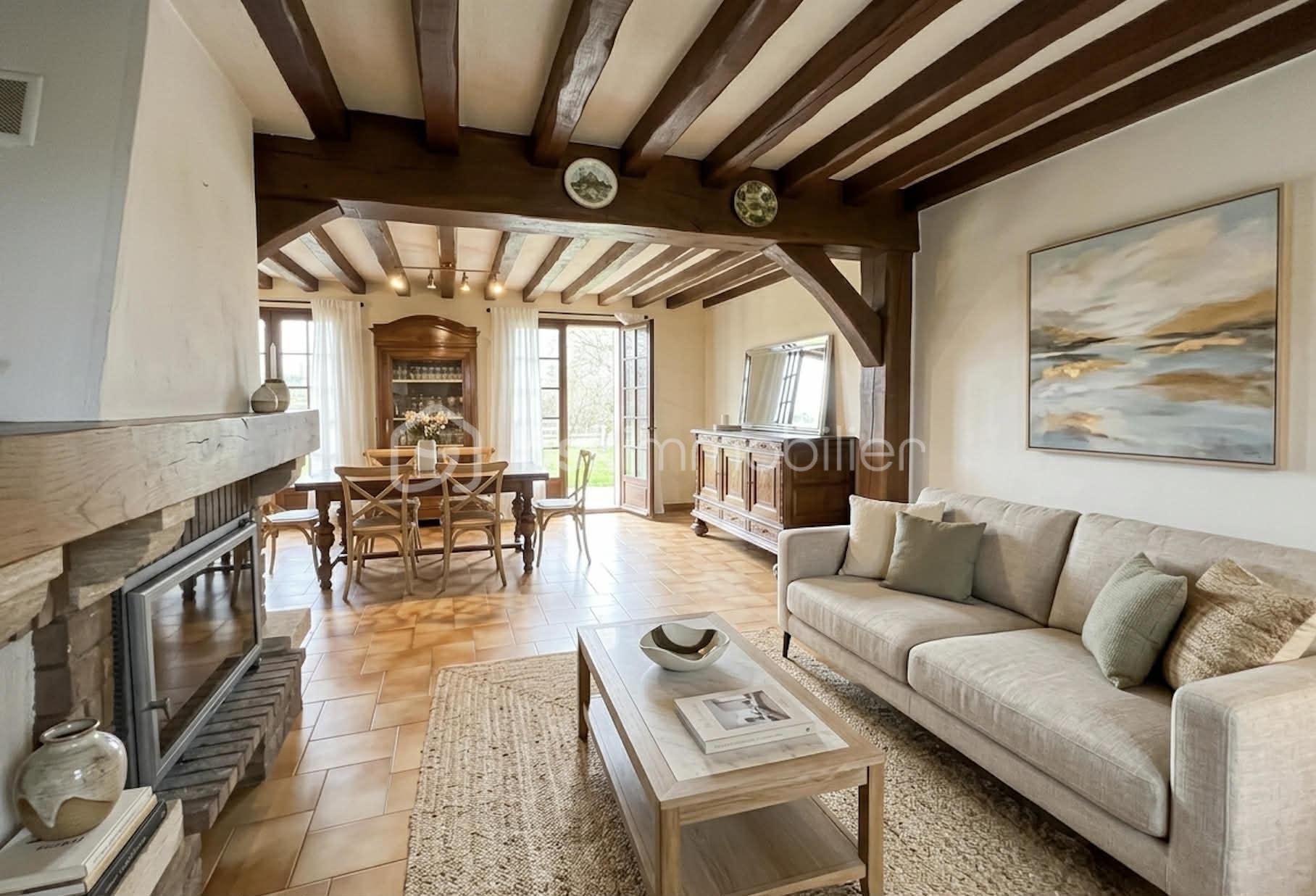 pièce d vie (hs).jpg