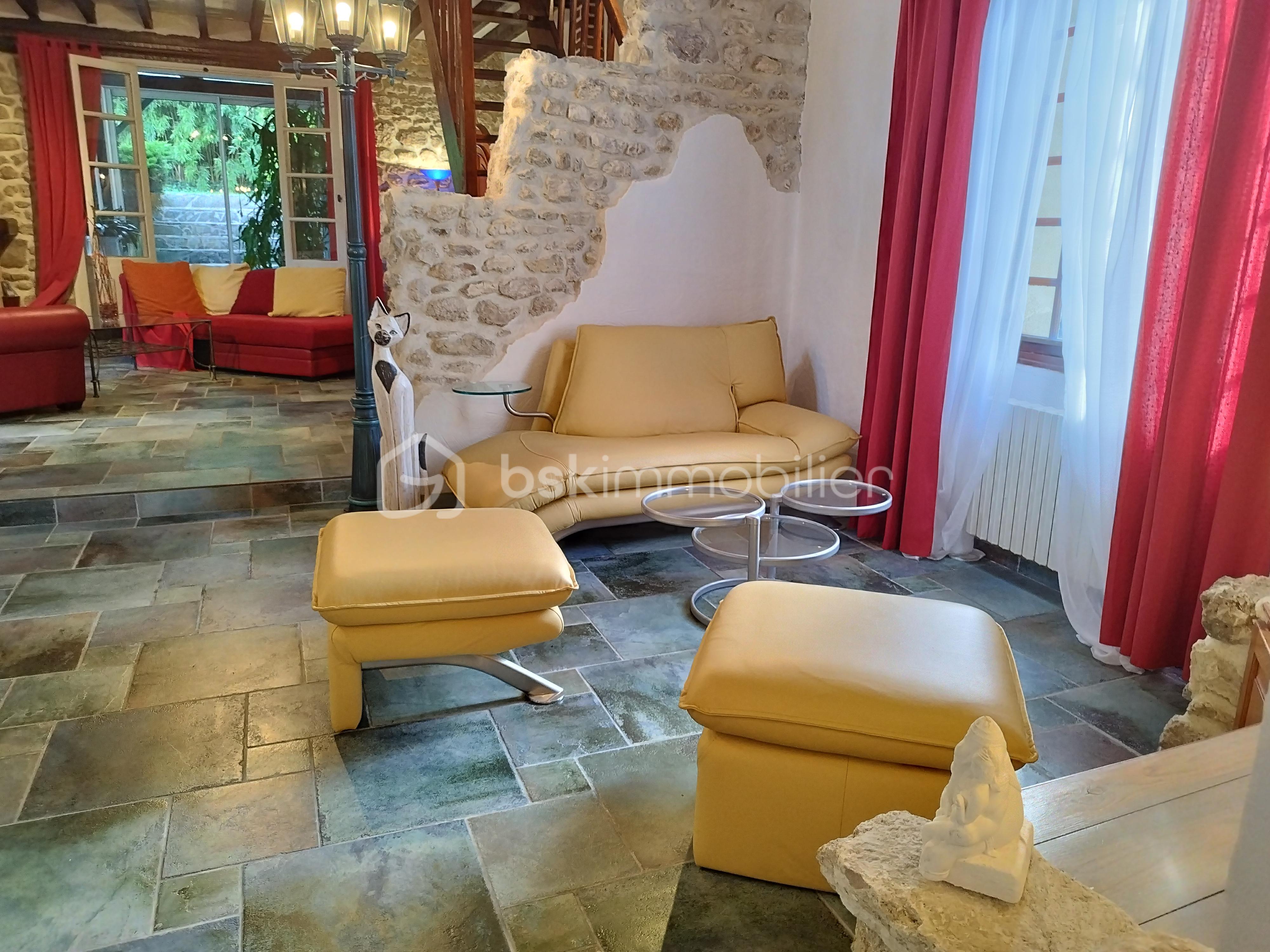 Maison de 250 m² - 88.jpg