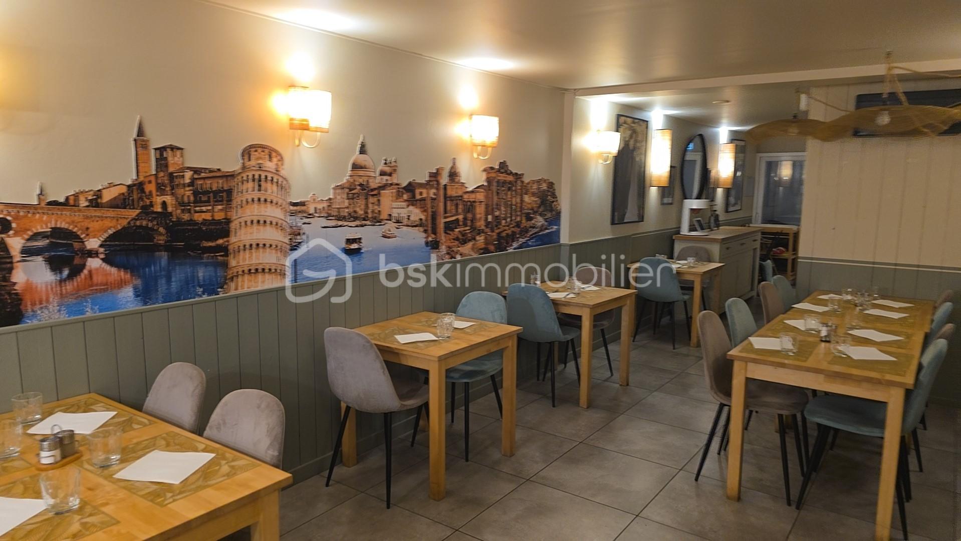 Local d activites de 154 m² - Snapchat-1593826350.jpg