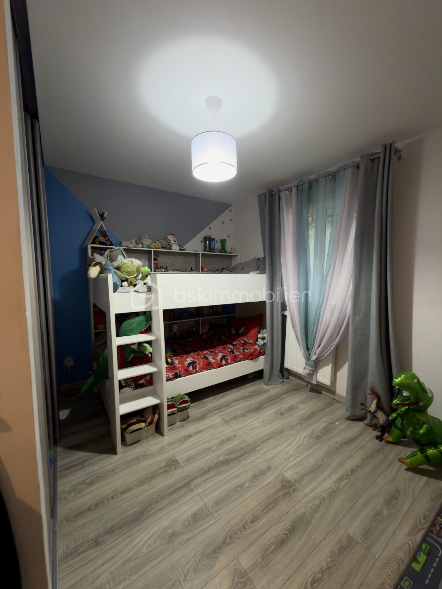 Maison Virieu Les Tournelles Chambre 2.jpg