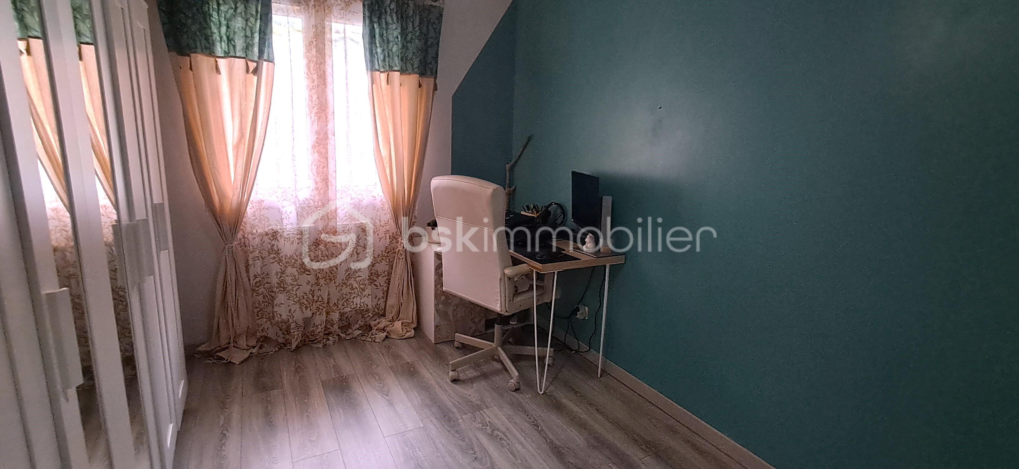 Maison Virieu Les Tournelles Bureau 2.jpg