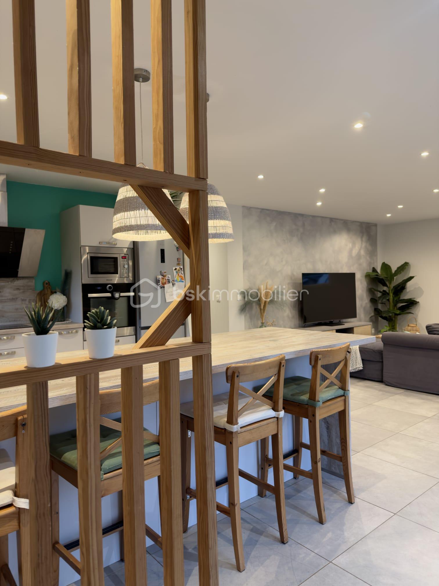 Maison Virieu Les Tournelles Entrée.jpg