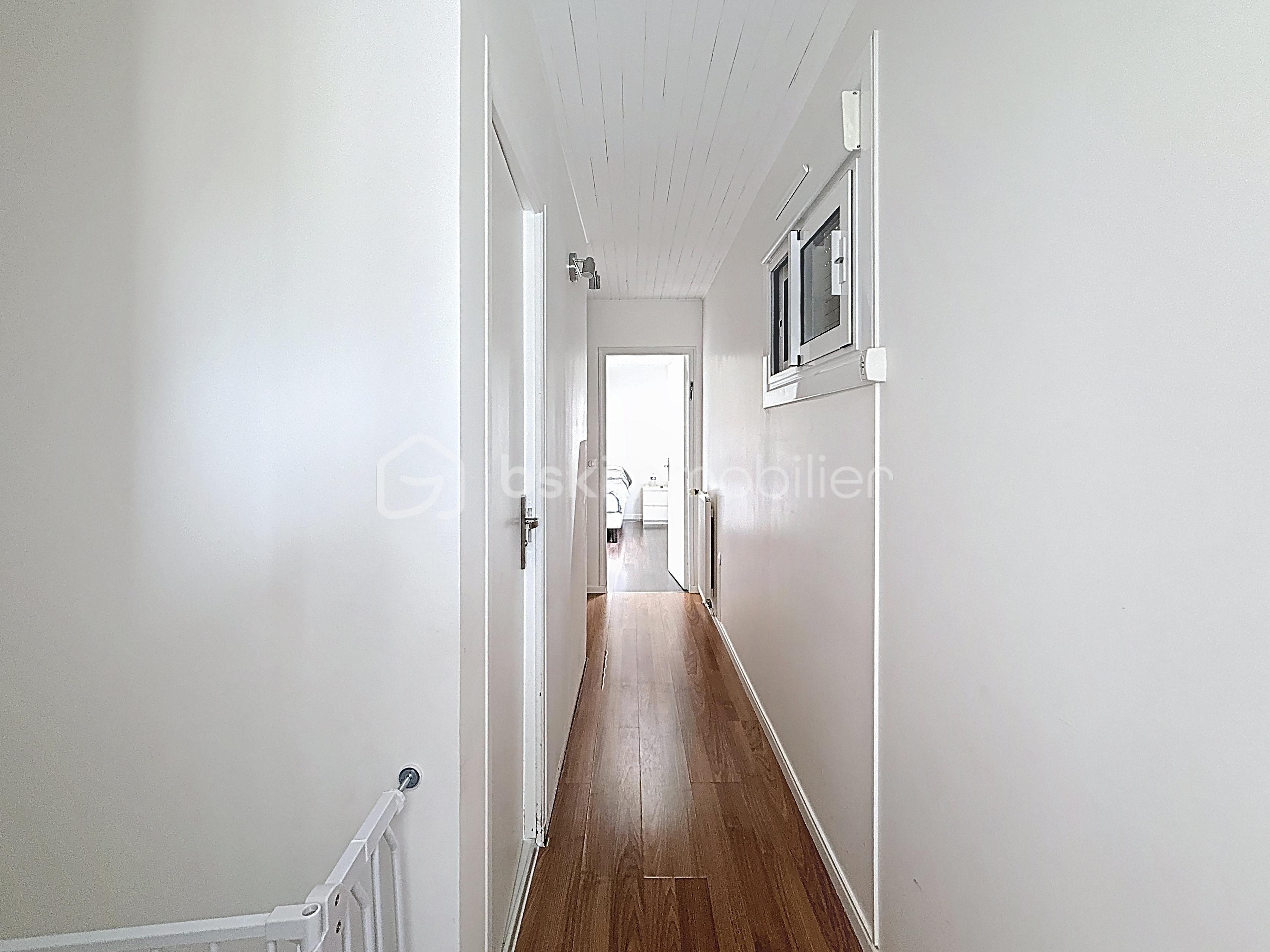 Maison de 120 m² - tracy-et-jordan_00010.jpg