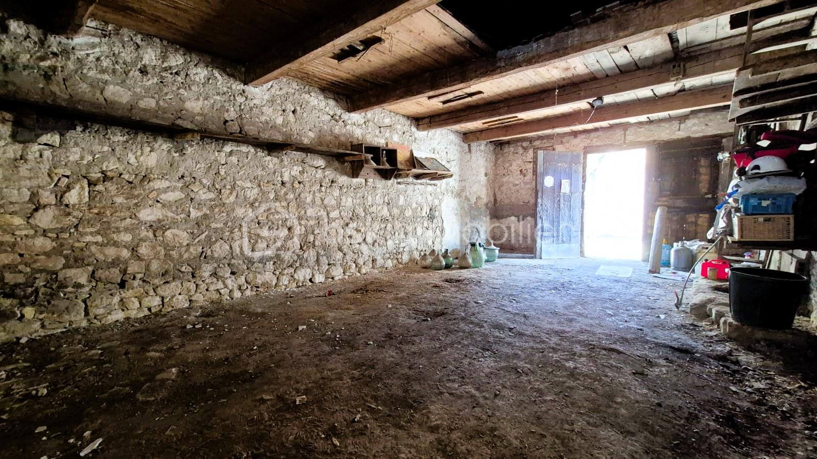 Parking de 72 m² - IMG-20251020-WA0025.jpg