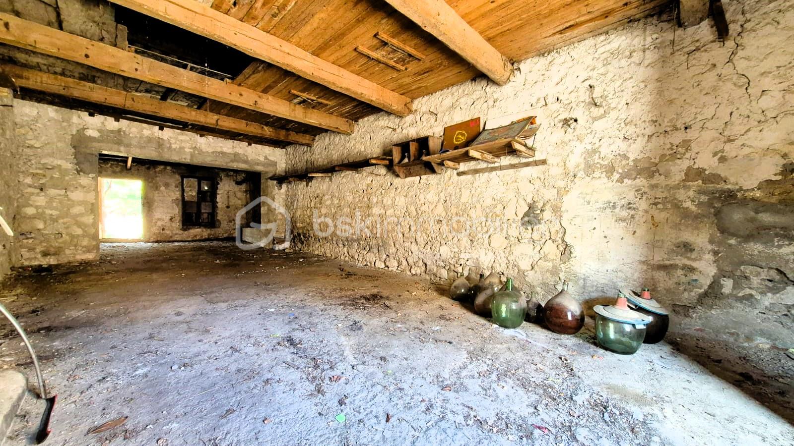 Parking de 72 m² - IMG-20251020-WA0027.jpg