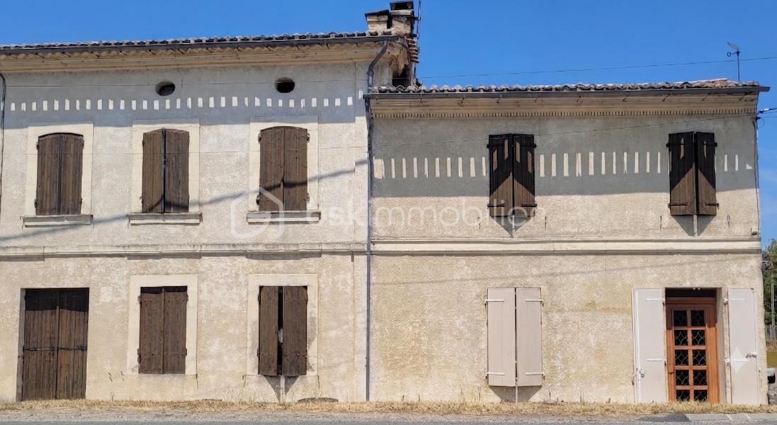 Maison 6 pièces 160 m² · à Abzac · 160 m² · 129 000 €
