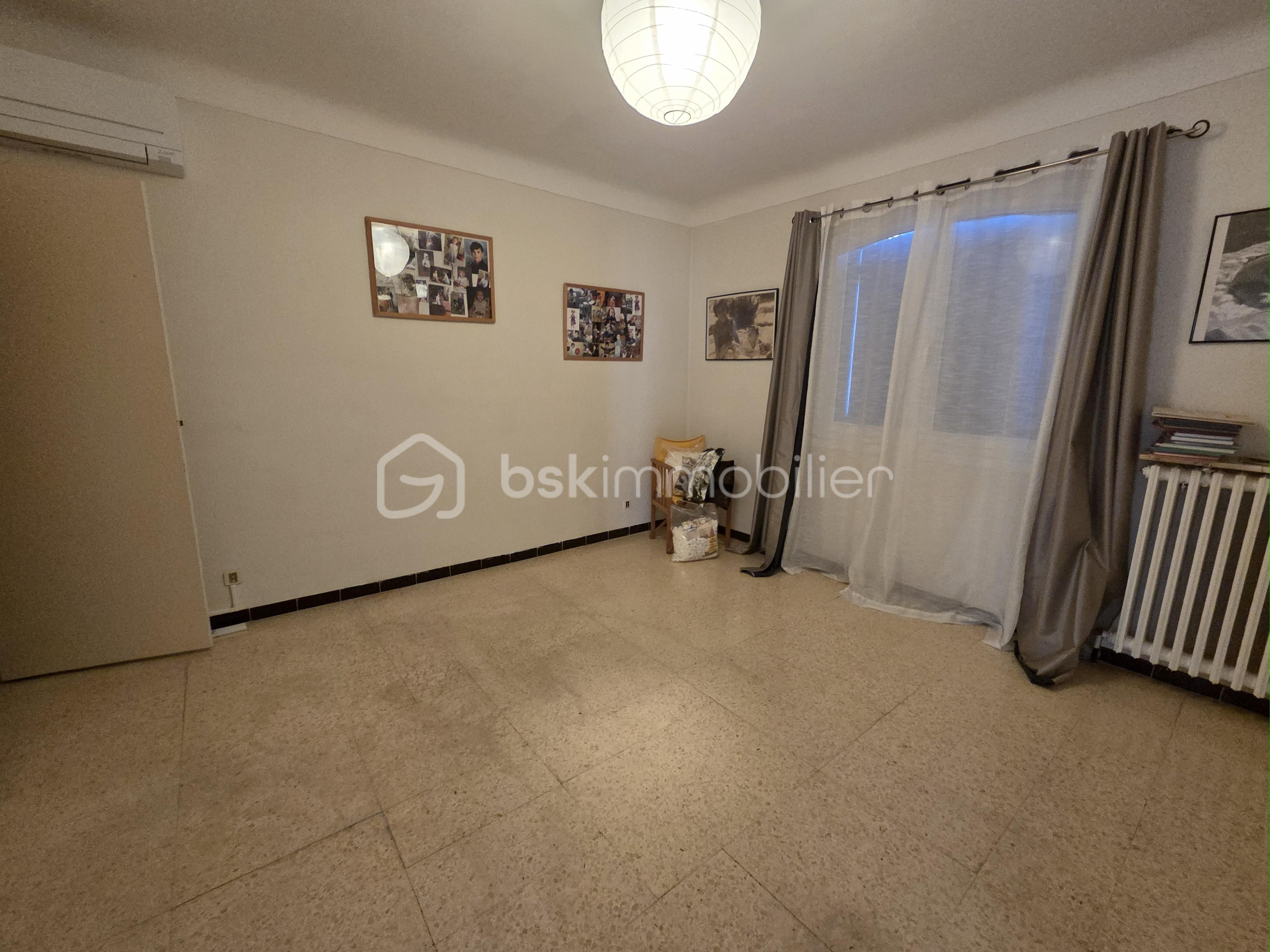 Maison de 169,26 m² - Chambre arrière.jpeg