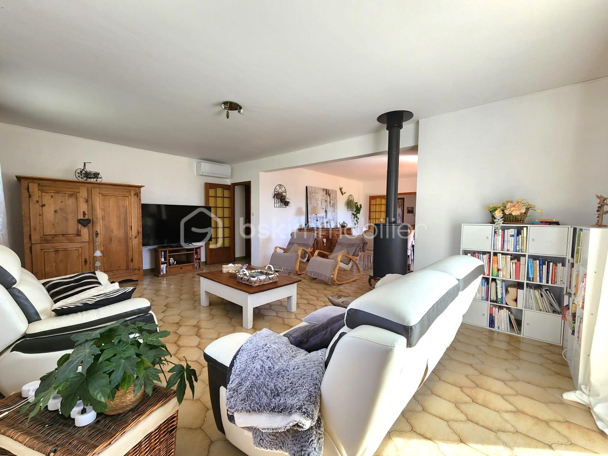 6887e443-e46c-4447-a04e-701dee7ab17b (1).jpg