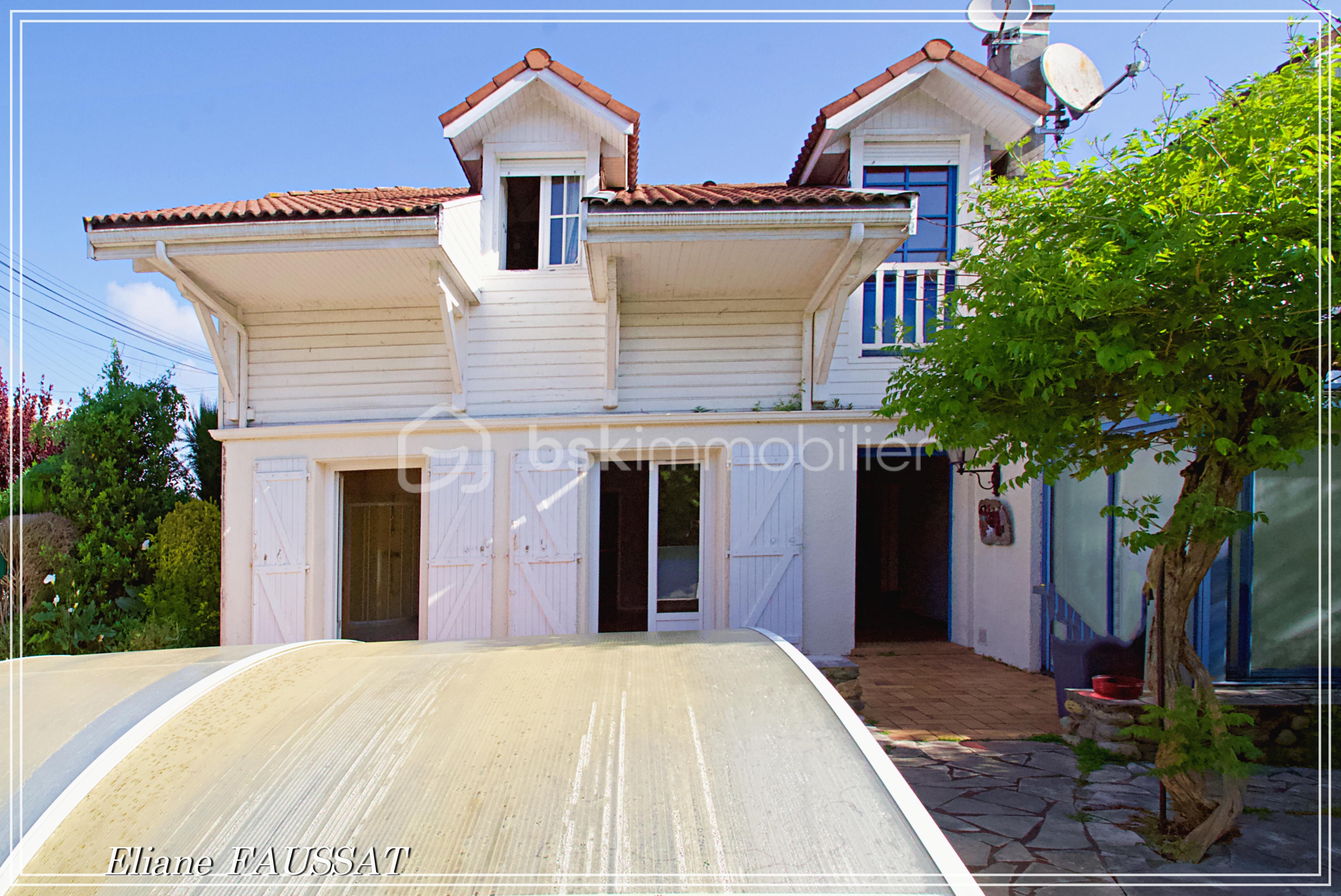 Maison contemporaine de 170 m² - EXT.jpg