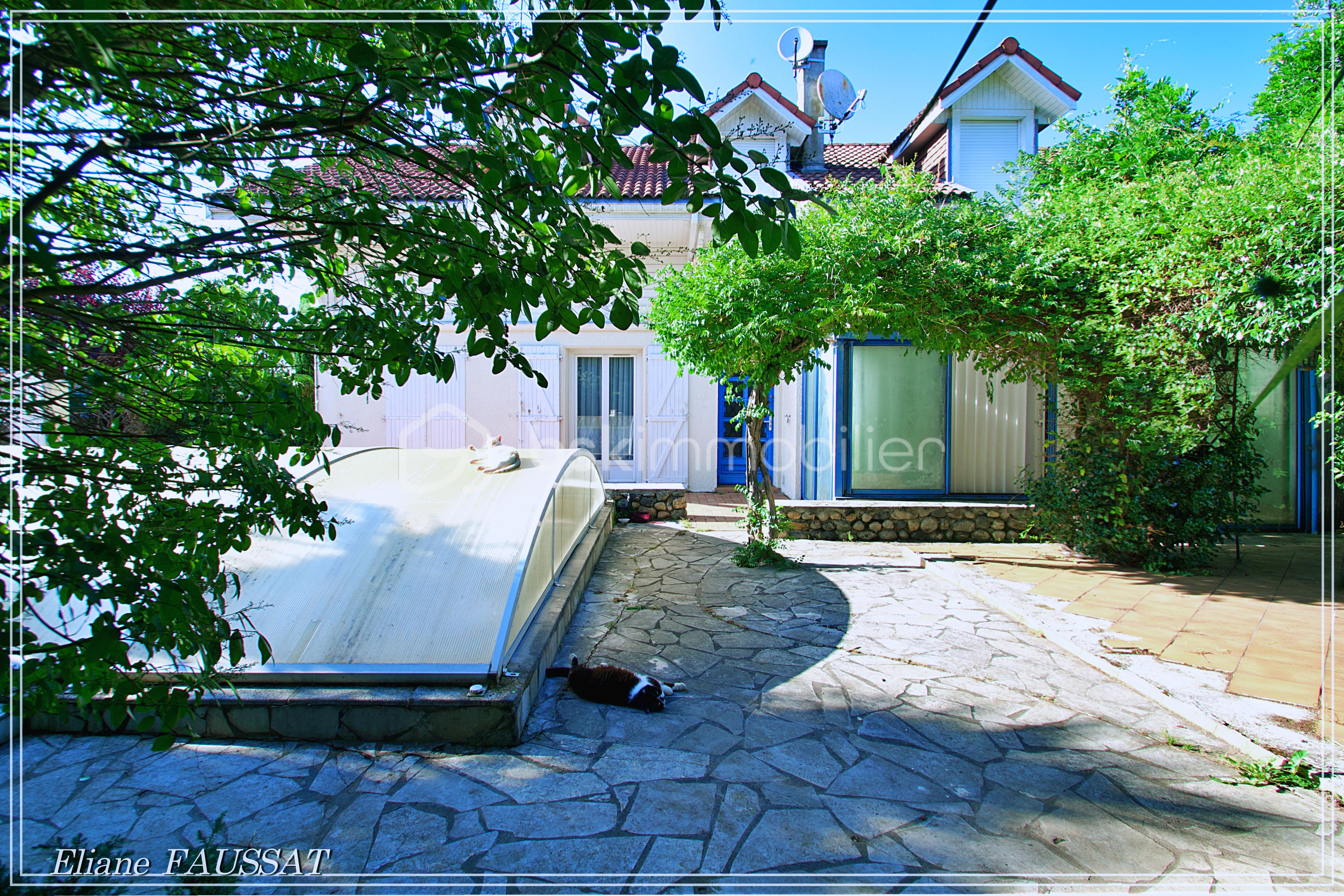 Maison contemporaine de 170 m² - PISCINE FACE.jpg