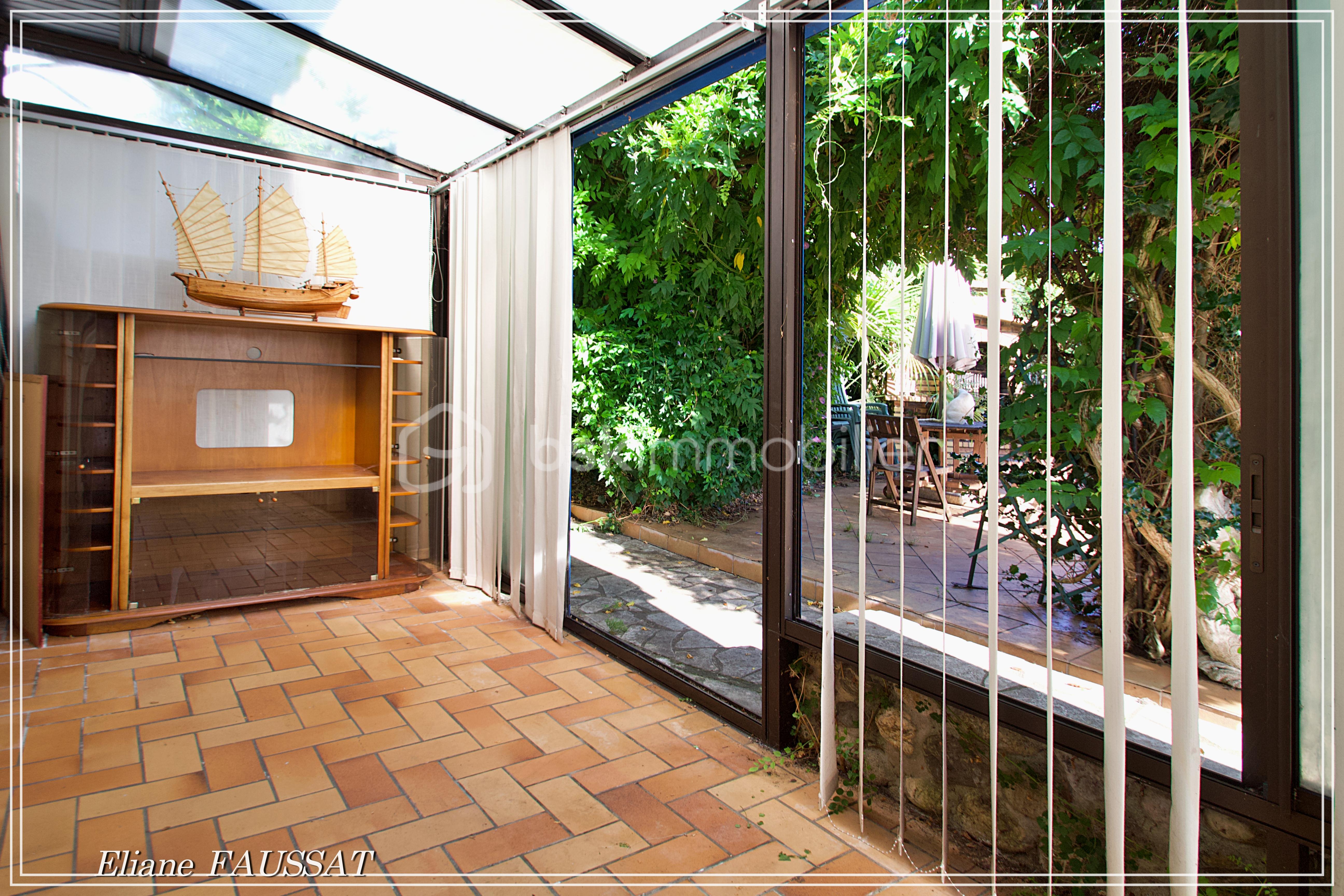 Maison contemporaine de 170 m² - VERANDA TERRASSE.jpg