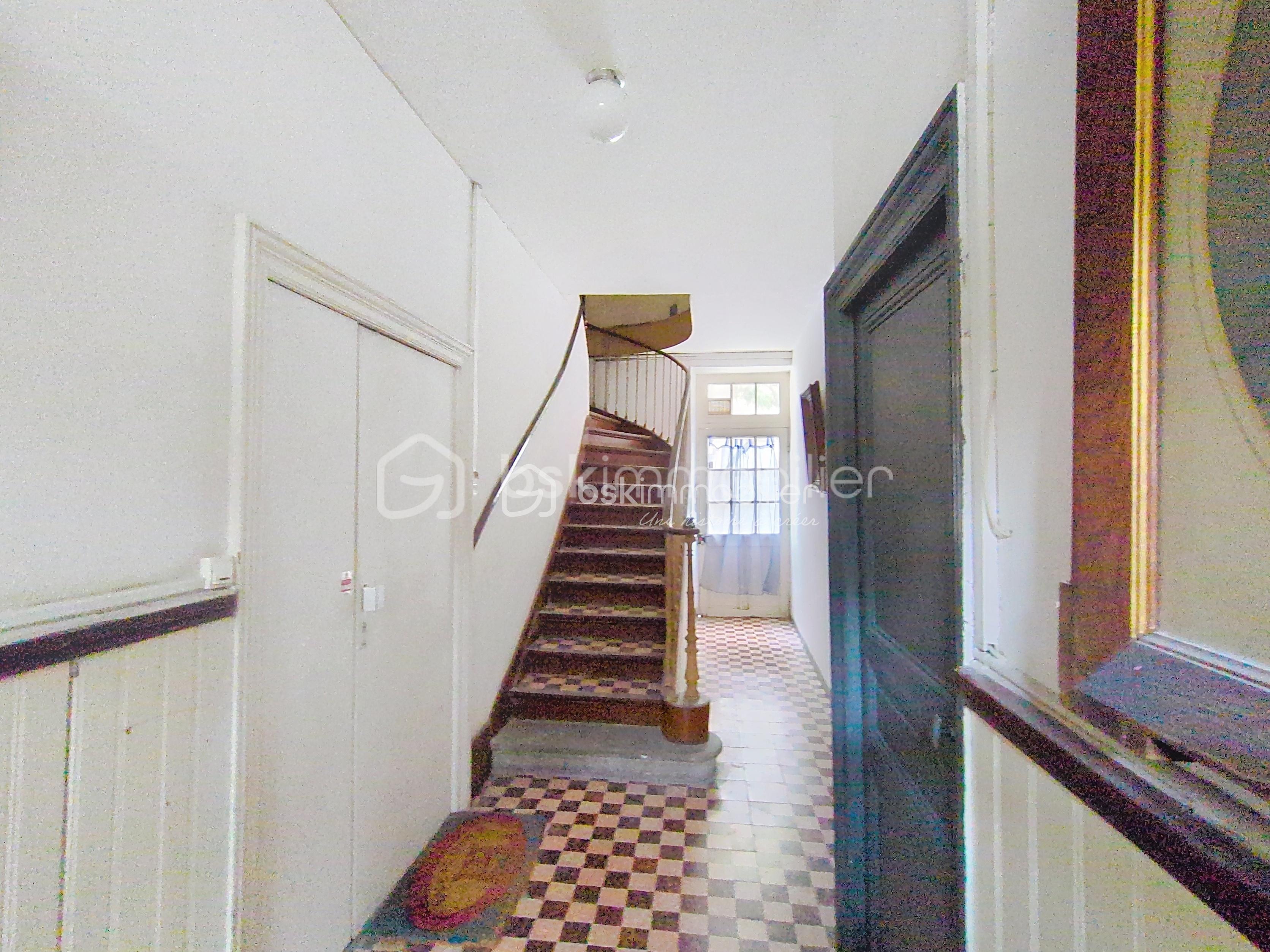 Appartement de 126 m² - Entree Immeuble Carcassonne.jpg