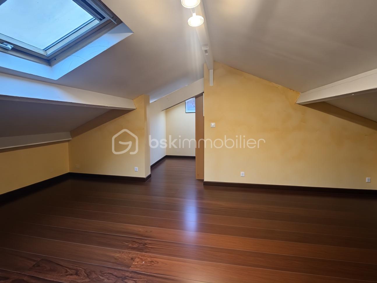 Maison de ville de 50 m² - Chambre.jpg