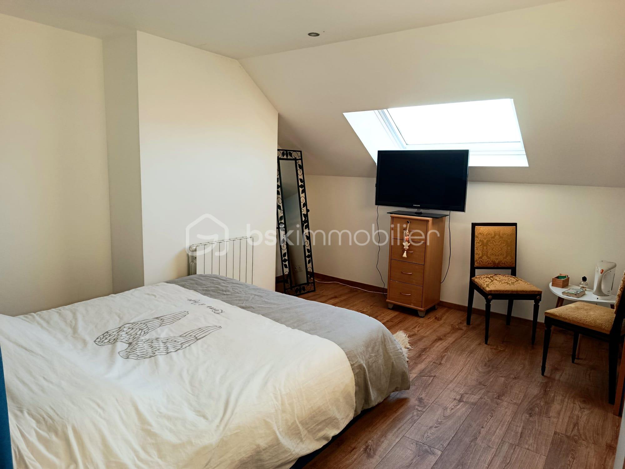 Maison de ville de 125 m² - f9398b94-407c-4a5d-9616-38470ca81b02.jfif