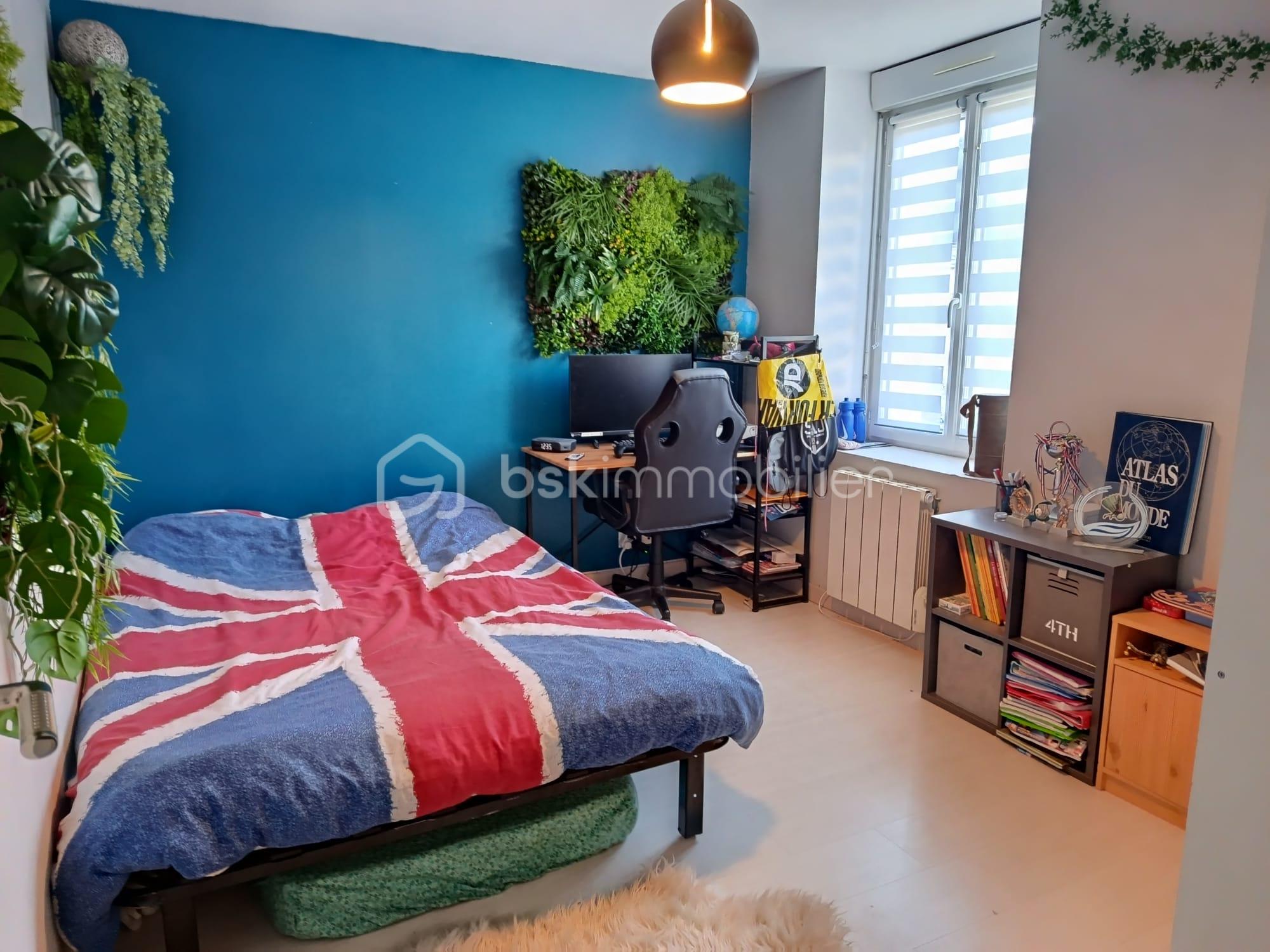 Maison de ville de 125 m² - bcb30ebb-5f35-423d-bf0b-44282fe72dd8.jfif