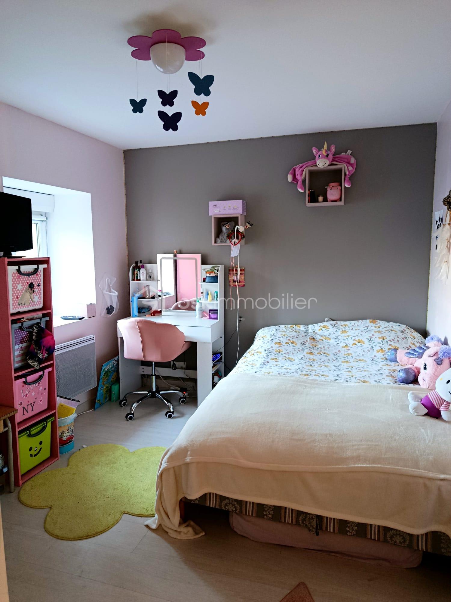 Maison de ville de 125 m² - 205e583e-a6ec-435d-8b84-9a0614d50199.jfif