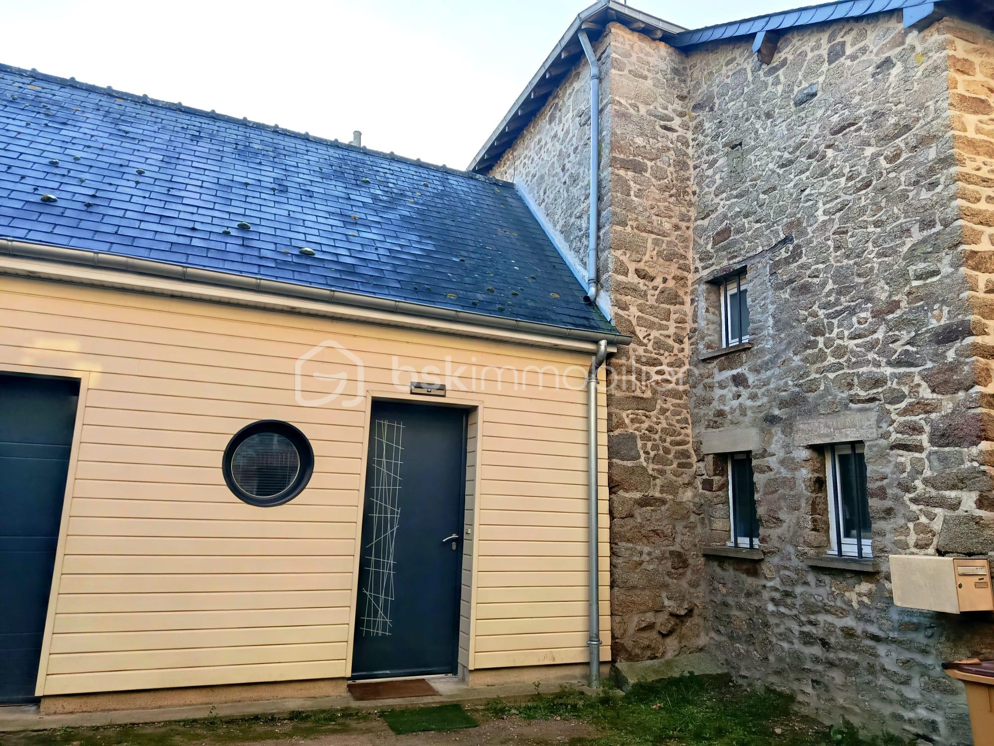Maison de ville de 125 m² - e86efeb9-bff8-4f4e-bf81-5cecbeecef60.jfif