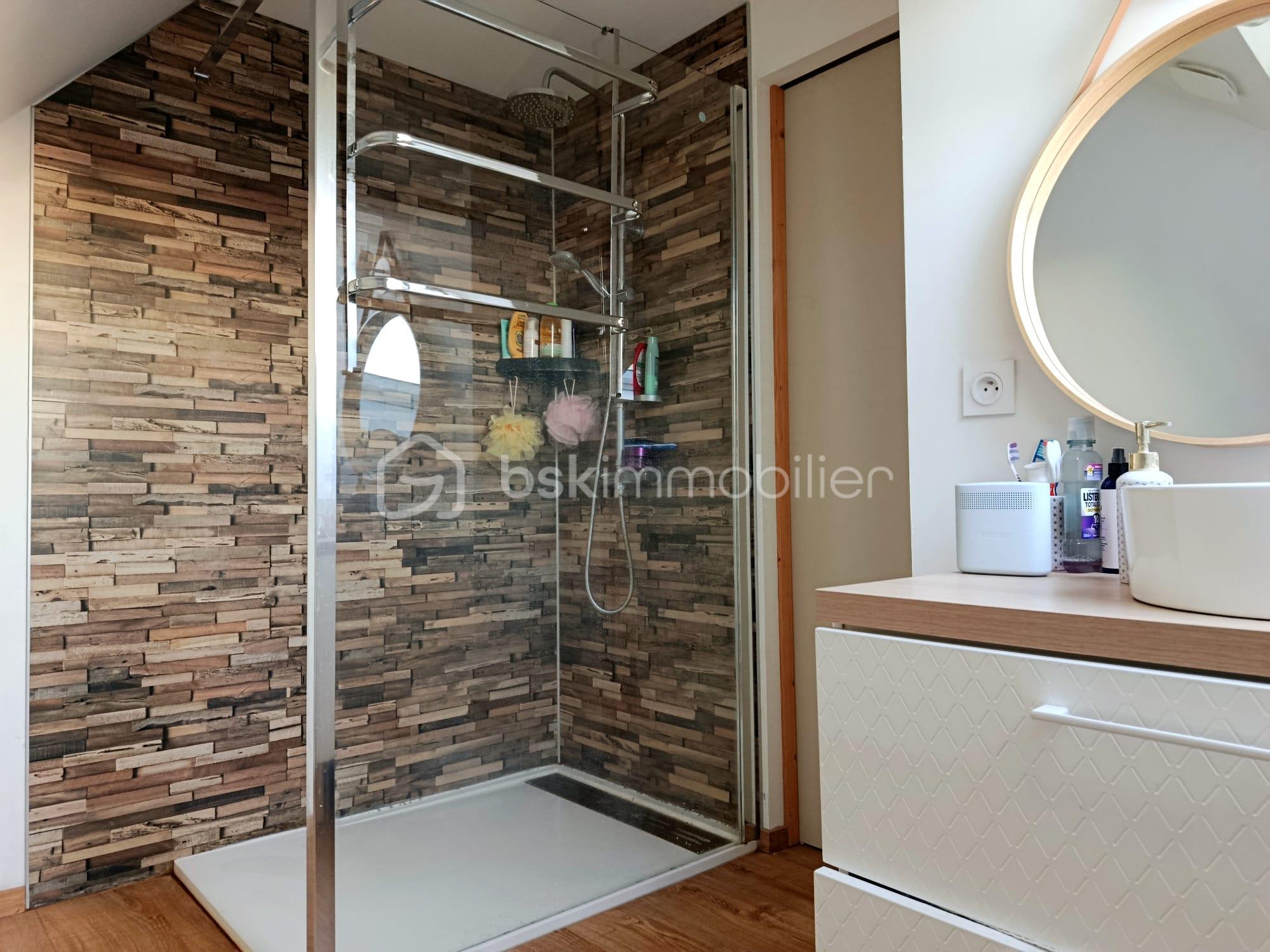 Maison de ville de 125 m² - 444d719a-f027-44cc-aff8-ded92fd44179.jfif