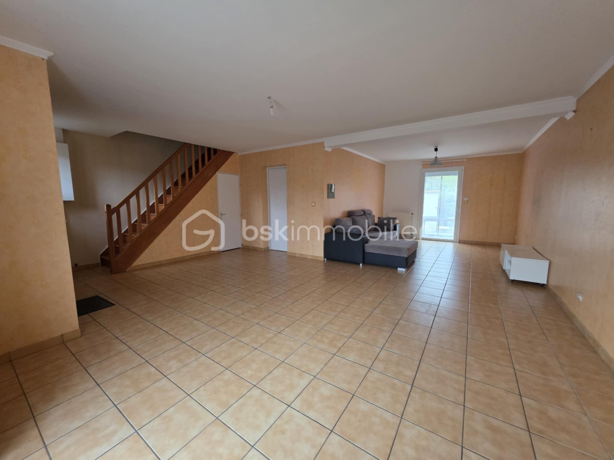 Pavillon de 120 m² - 2fd229dd-fc52-493f-b5be-e3bfe4a784c7.jpeg