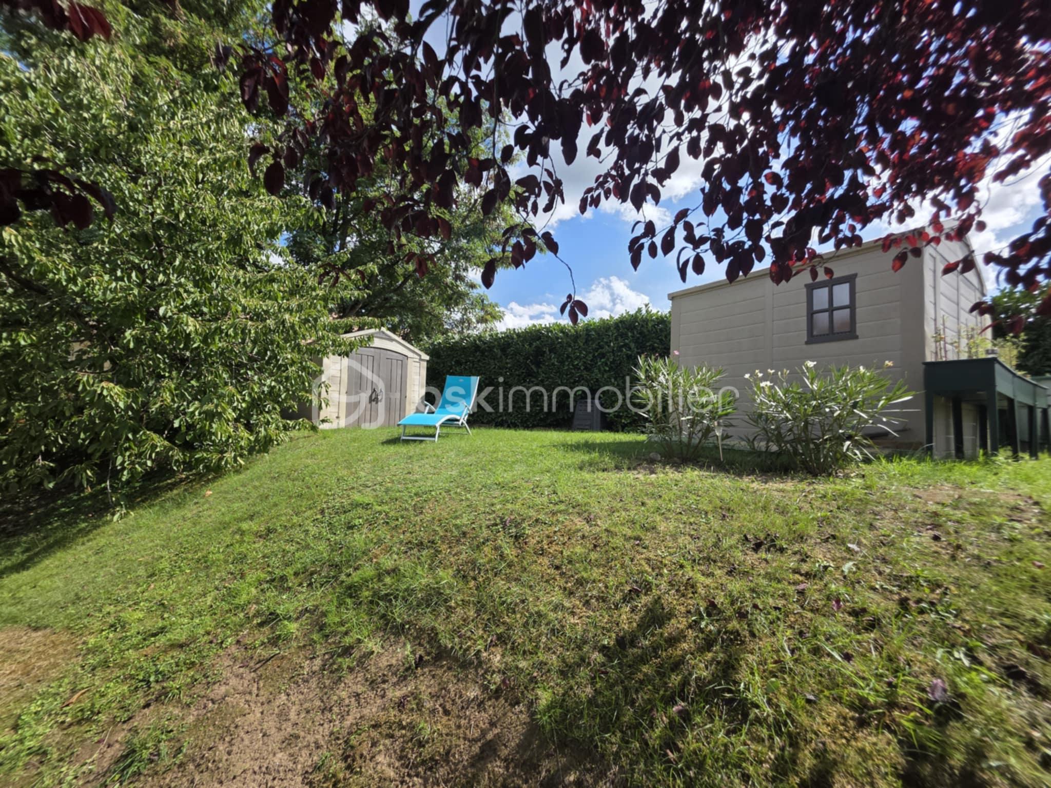 Pavillon de 120 m² - 221a319b-1576-4722-8227-3b51959c4ff0.jpeg
