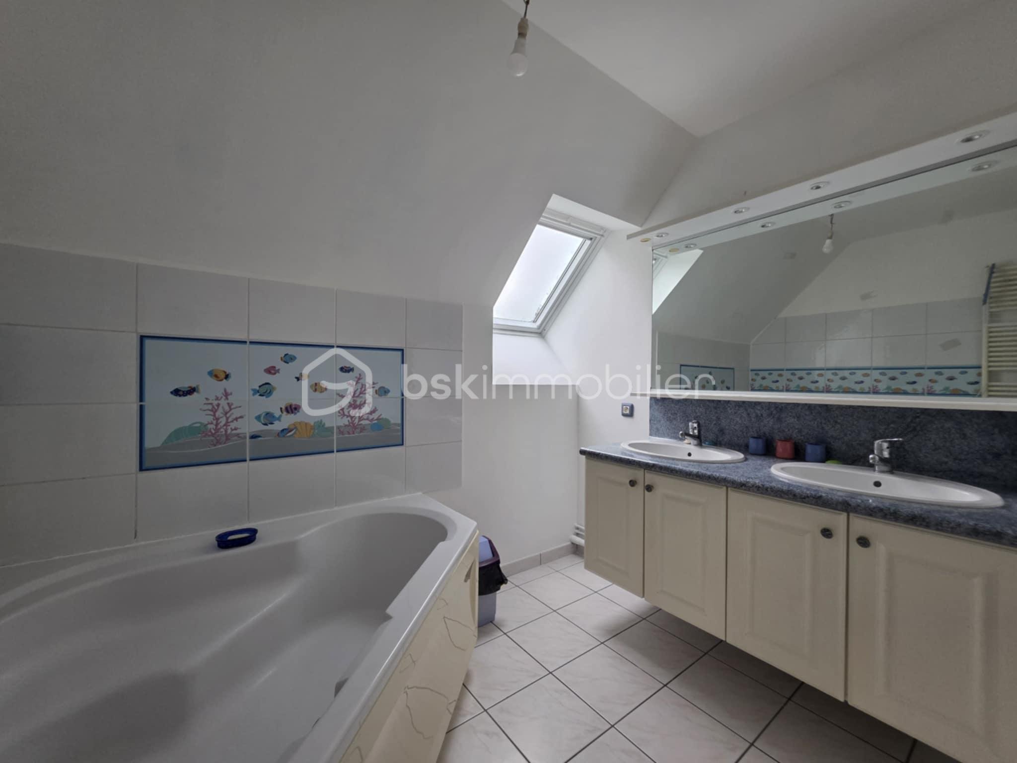 Pavillon de 120 m² - 43f1ef23-38f7-4a00-b7b1-ac72f4085609.jpeg