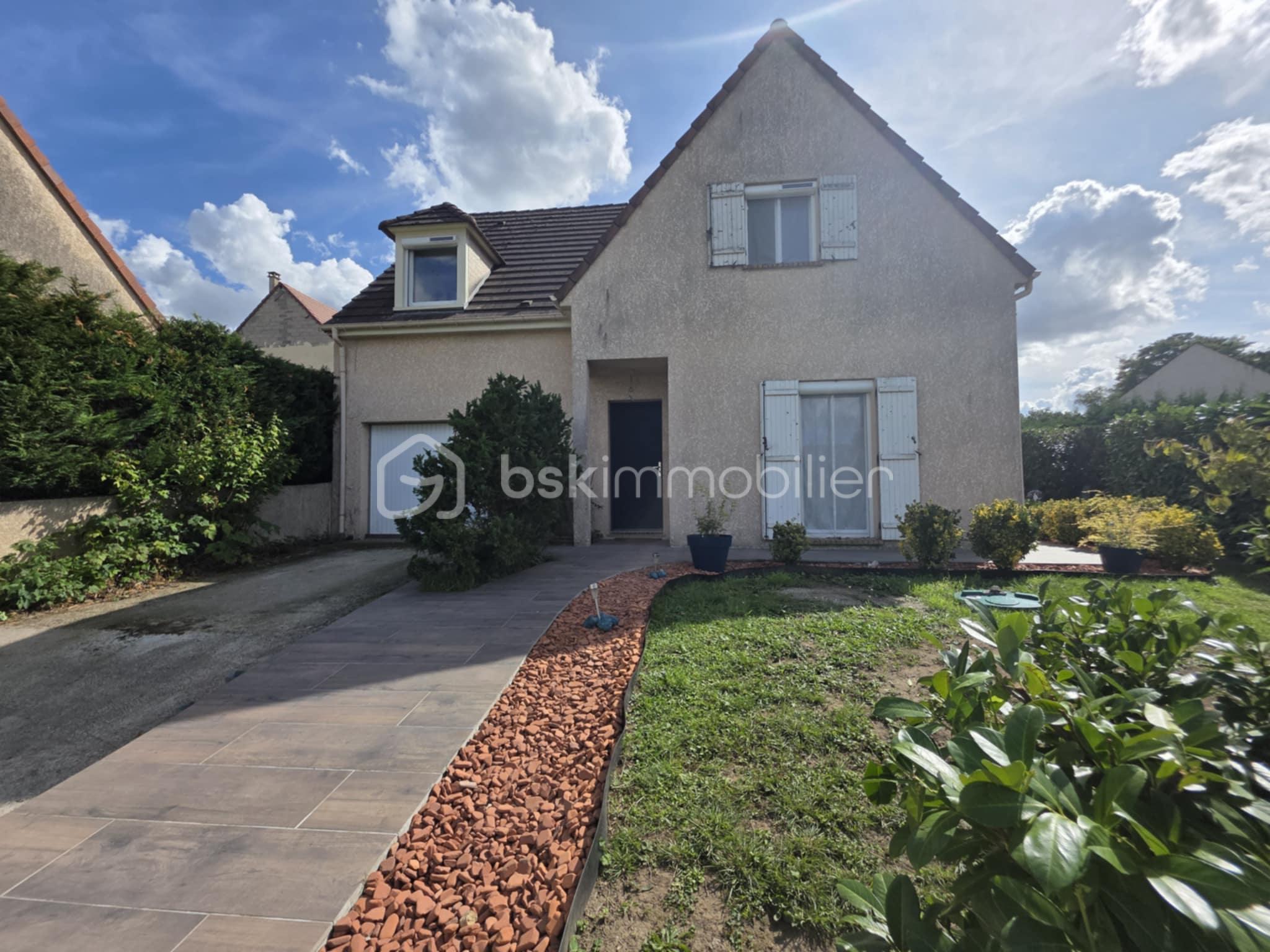 Pavillon de 120 m² - f3dd6331-4d0c-4ef5-b756-923928c914d4.jpeg