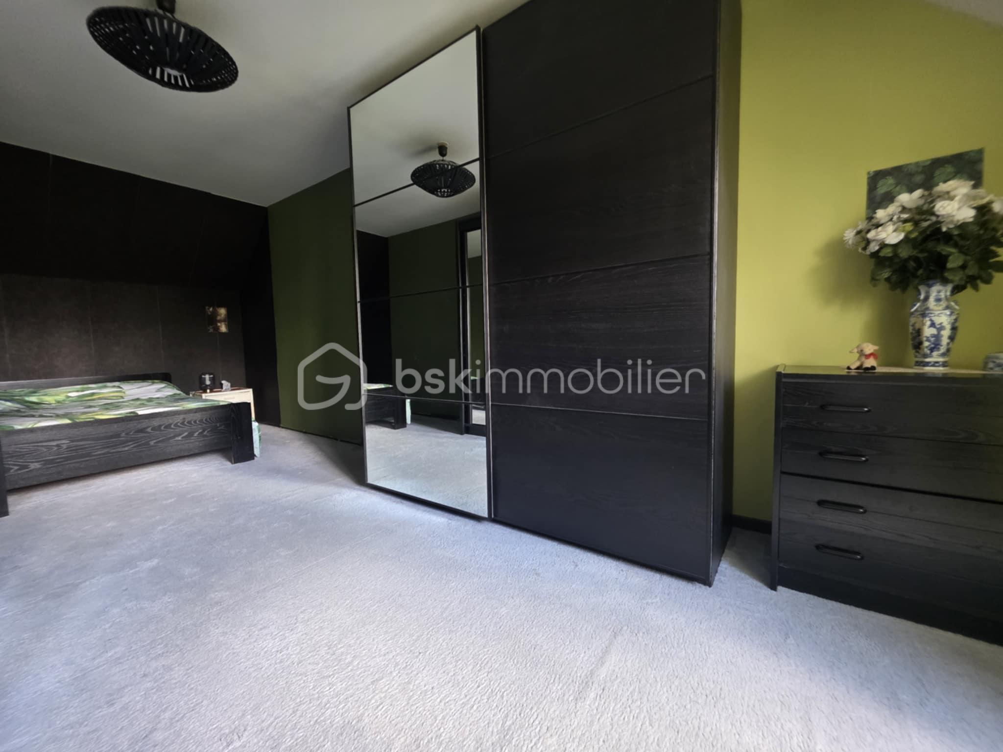 Pavillon de 120 m² - f7e9c514-0150-4336-b65f-a6af9b961a12.jpeg