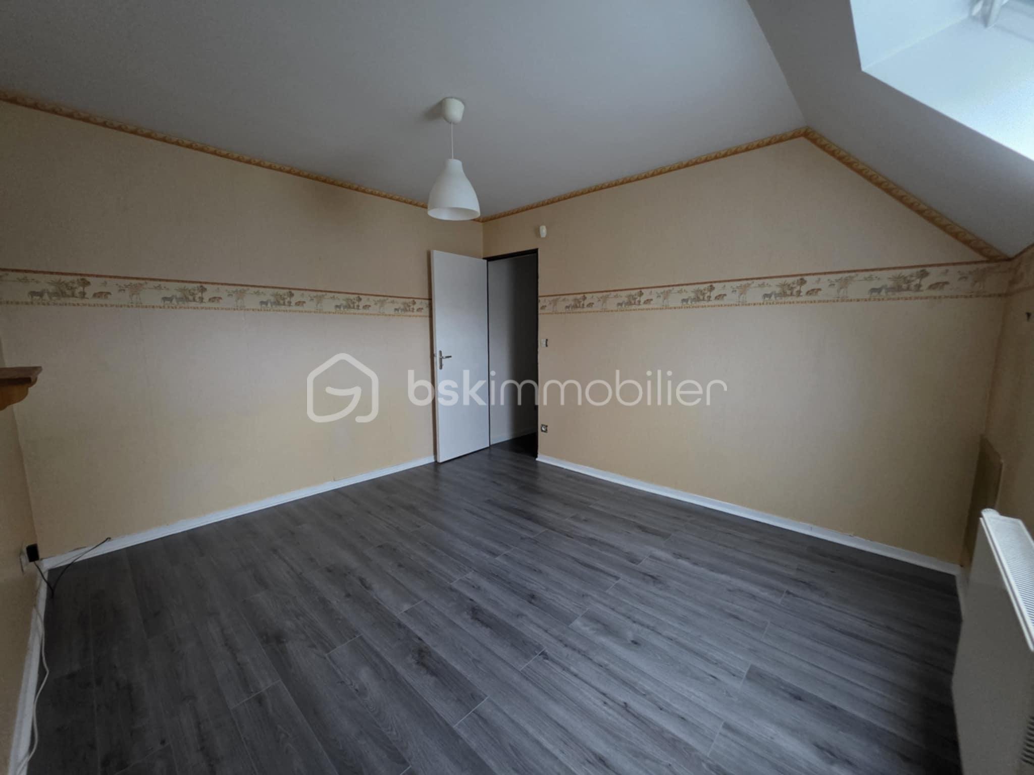 Pavillon de 120 m² - a8eeafb0-97a3-41f7-9f9f-1b11e8b7bf4f.jpeg