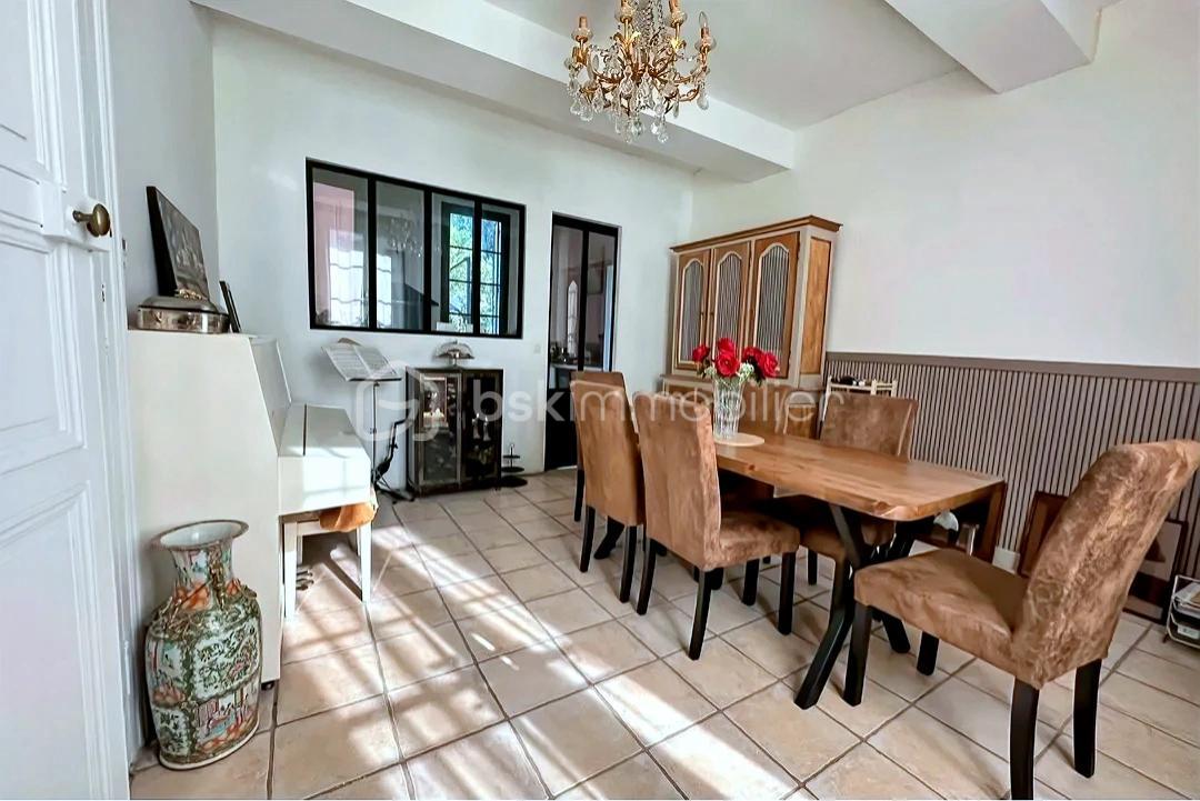 Maison en pierre de 148 m² - PHOTO-2025-10-09-21-.jpg