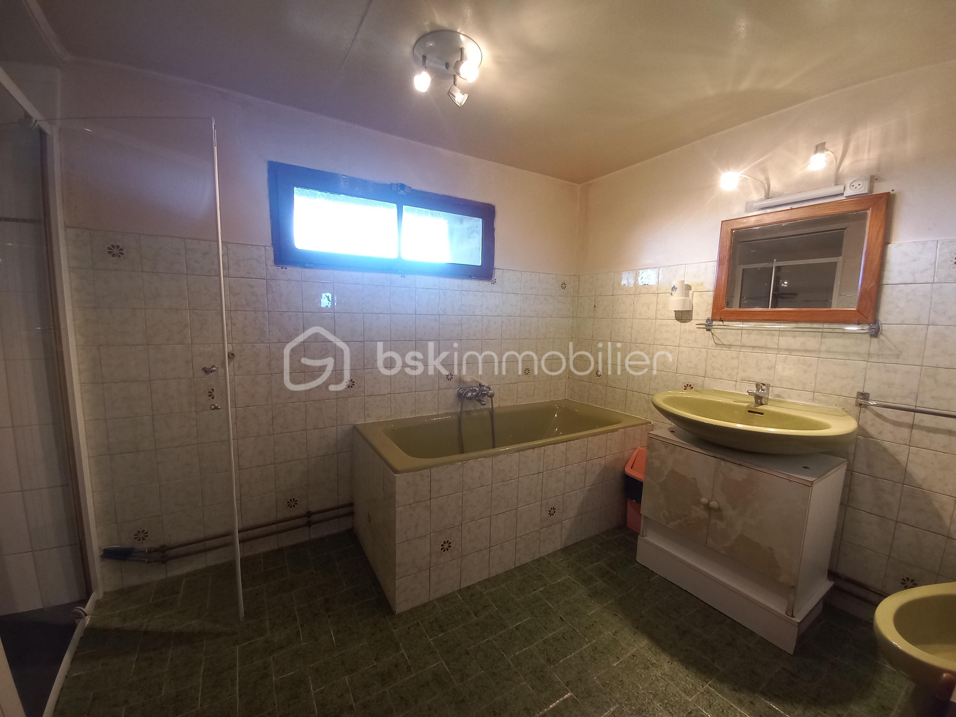 Corps de ferme de 178 m² - 20250514_164541.jpg