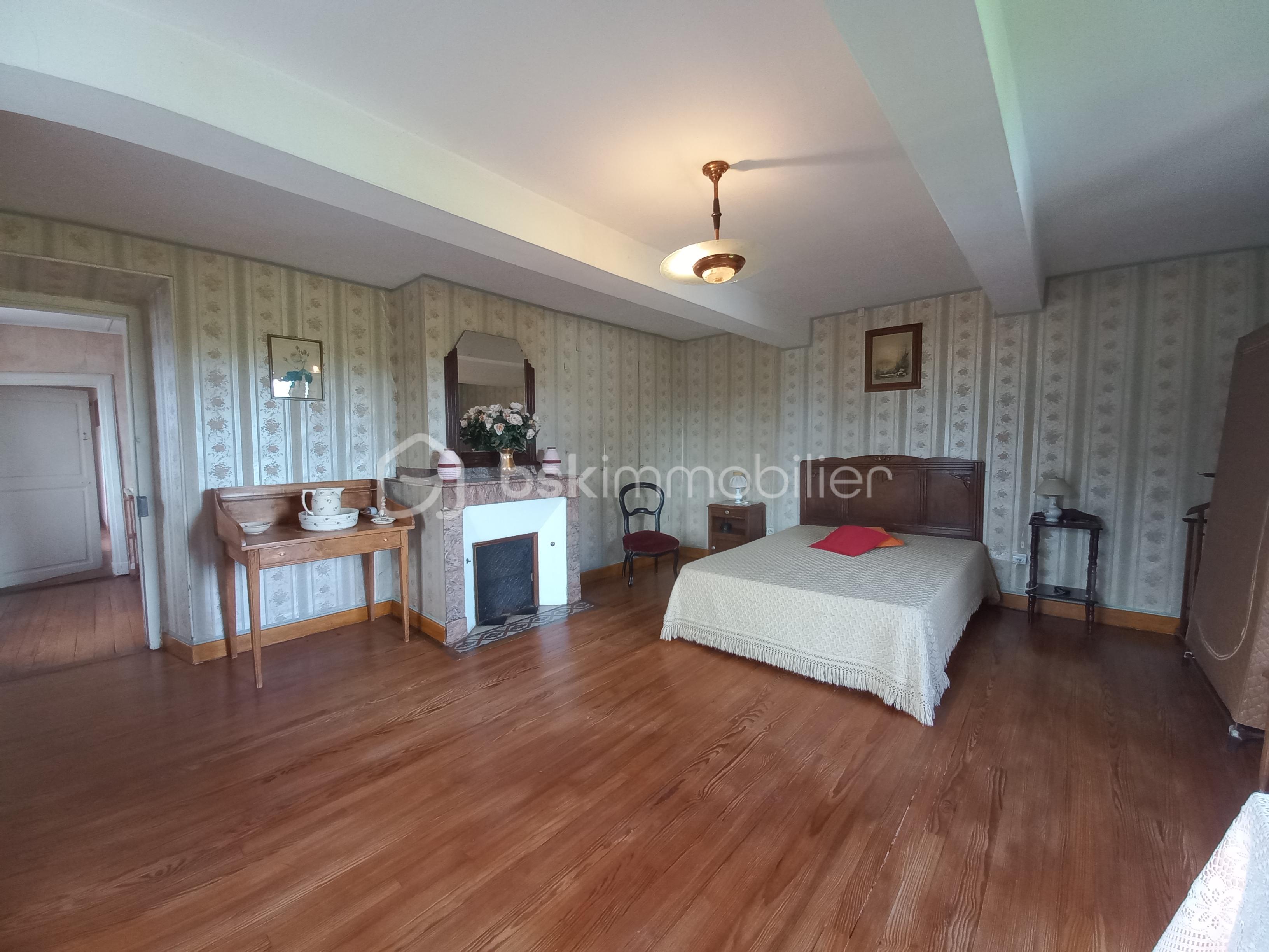 Corps de ferme de 178 m² - 20250514_165520.jpg