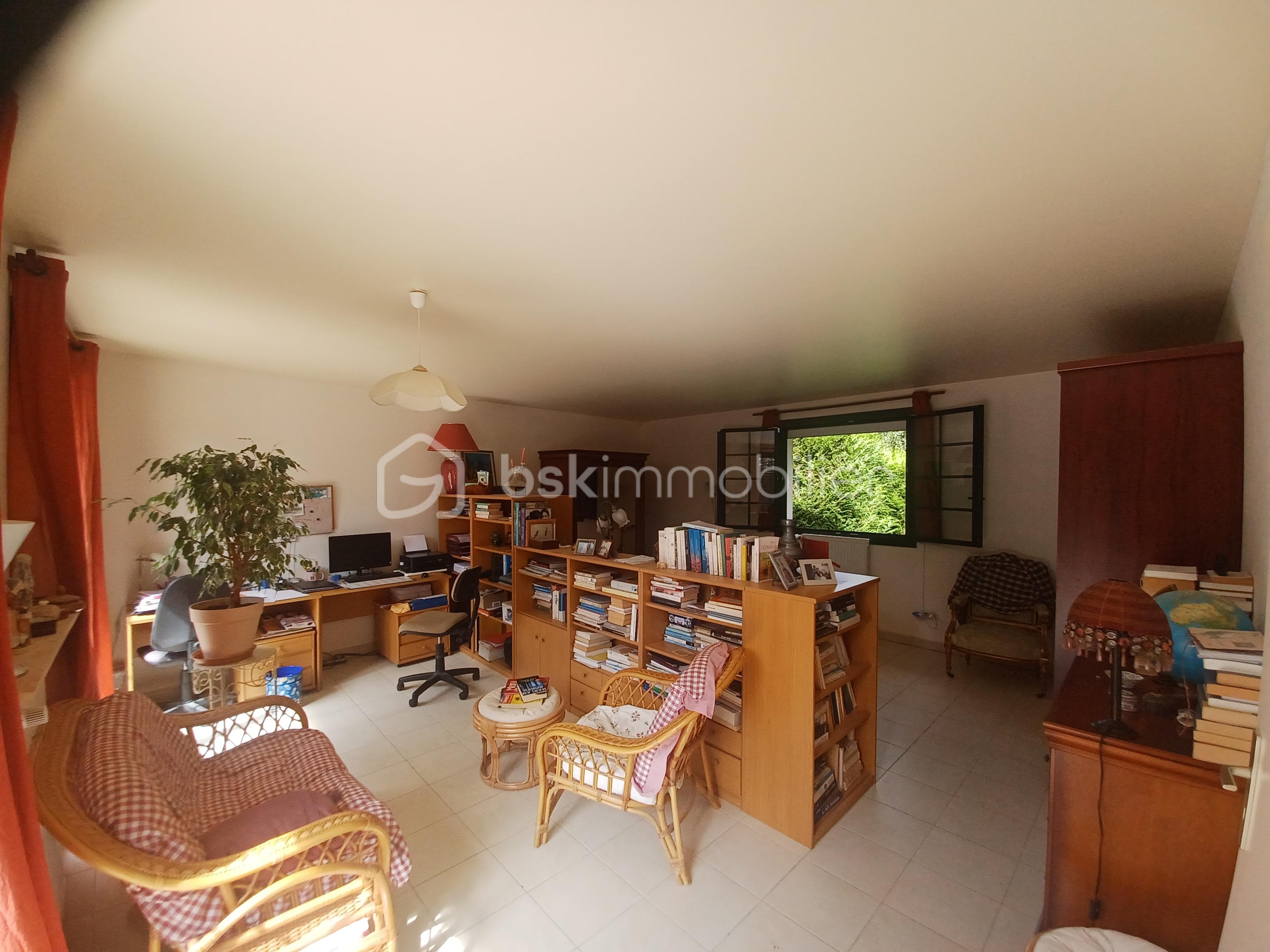 Maison de 173 m² - 20240807_114525.jpg